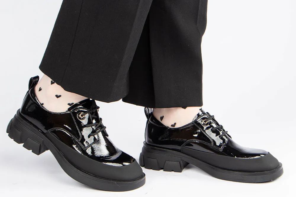 32W7-2 Rubber Tipped Laced Shoes