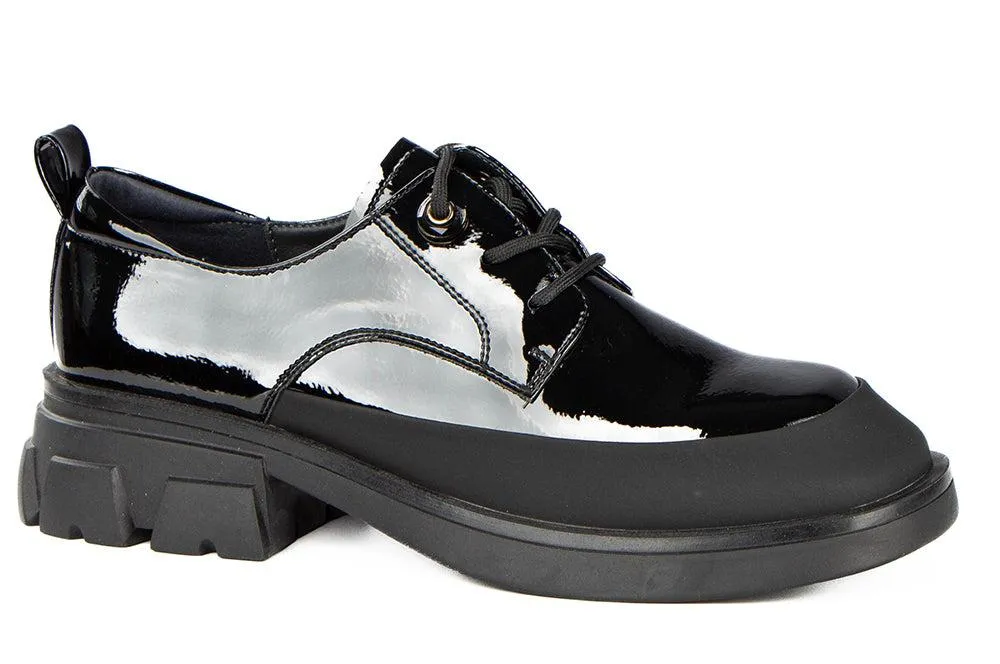 32W7-2 Rubber Tipped Laced Shoes