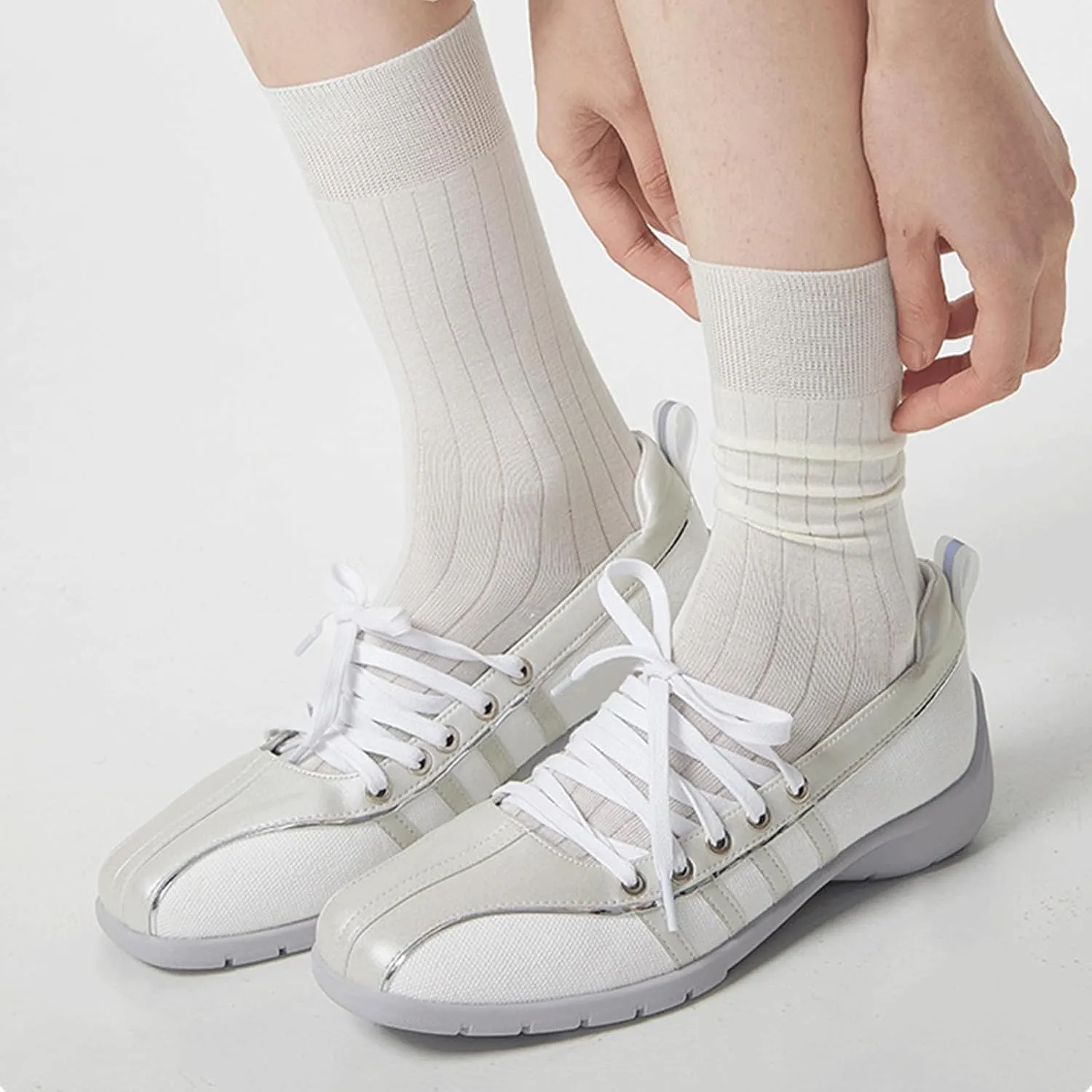 Ballet Sneakers for Woman Leather Trendy Lace Up Wide Toe Ballerina Flats Elegant Fancy Low Top Mary Jane Casual Dressy Ballet Shoes 2025 Spring Summer Daily Wear
