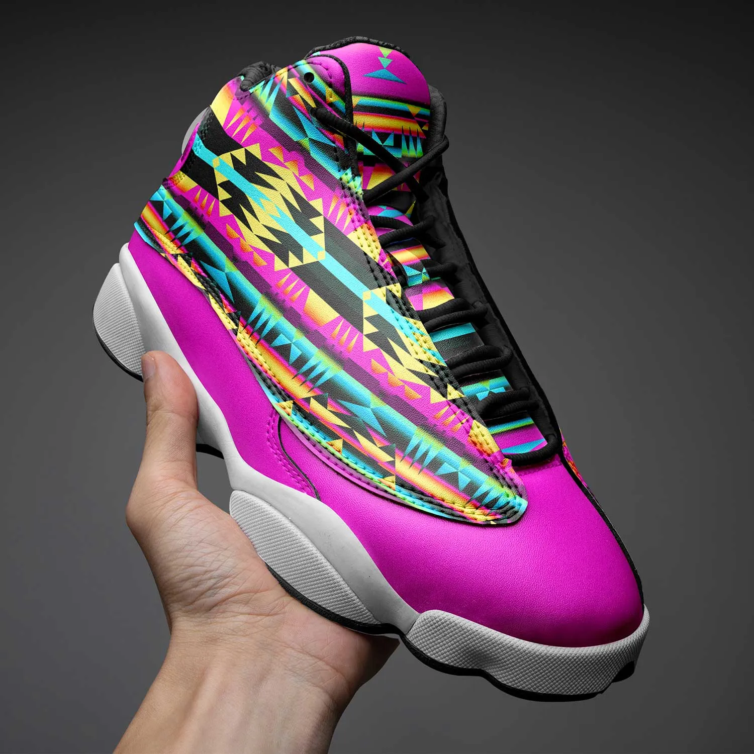 Between the Sunset Mountains Isstsokini Athletic Shoes
