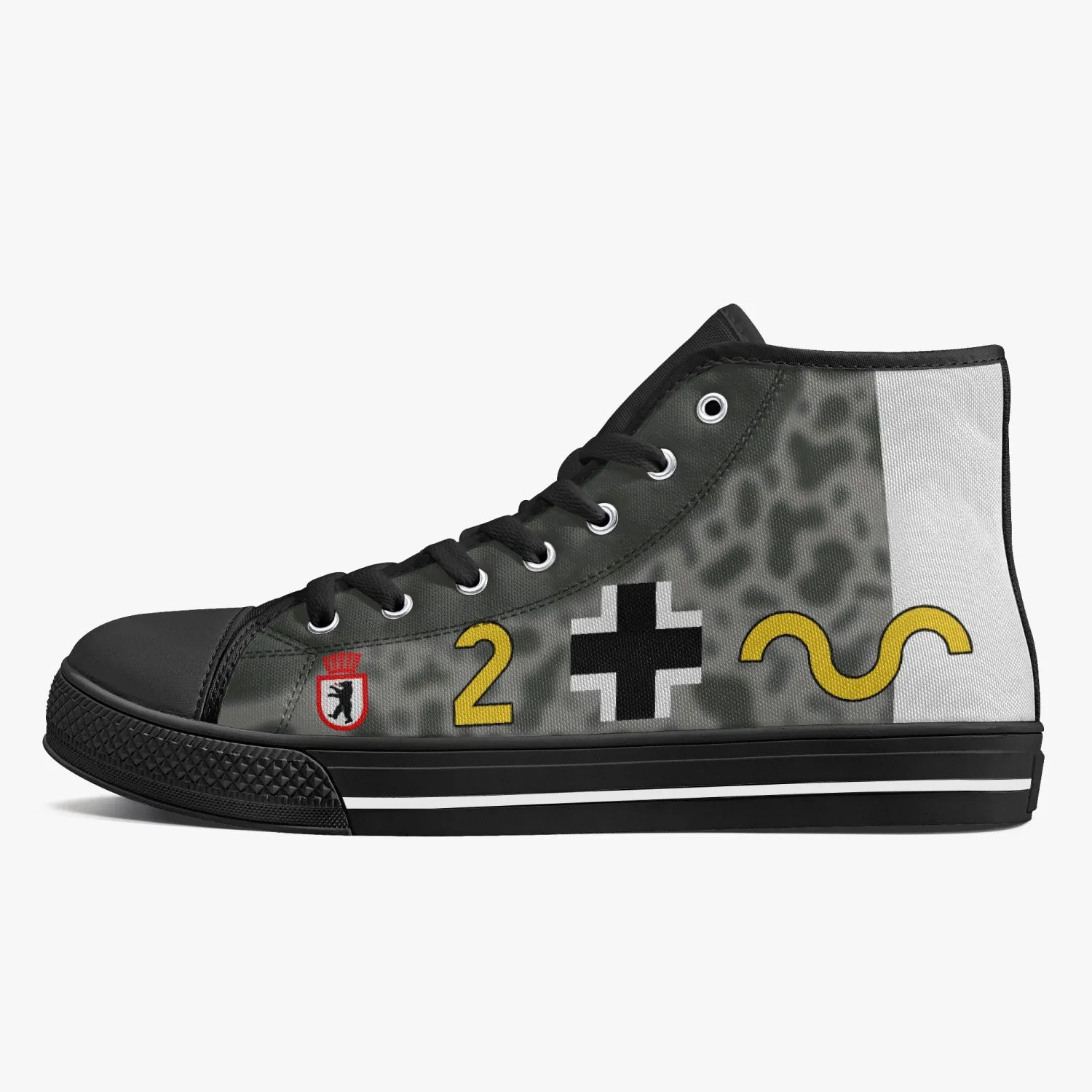 Bf-109 "Yellow 2" of Franz Stigler High Top Canvas Shoes