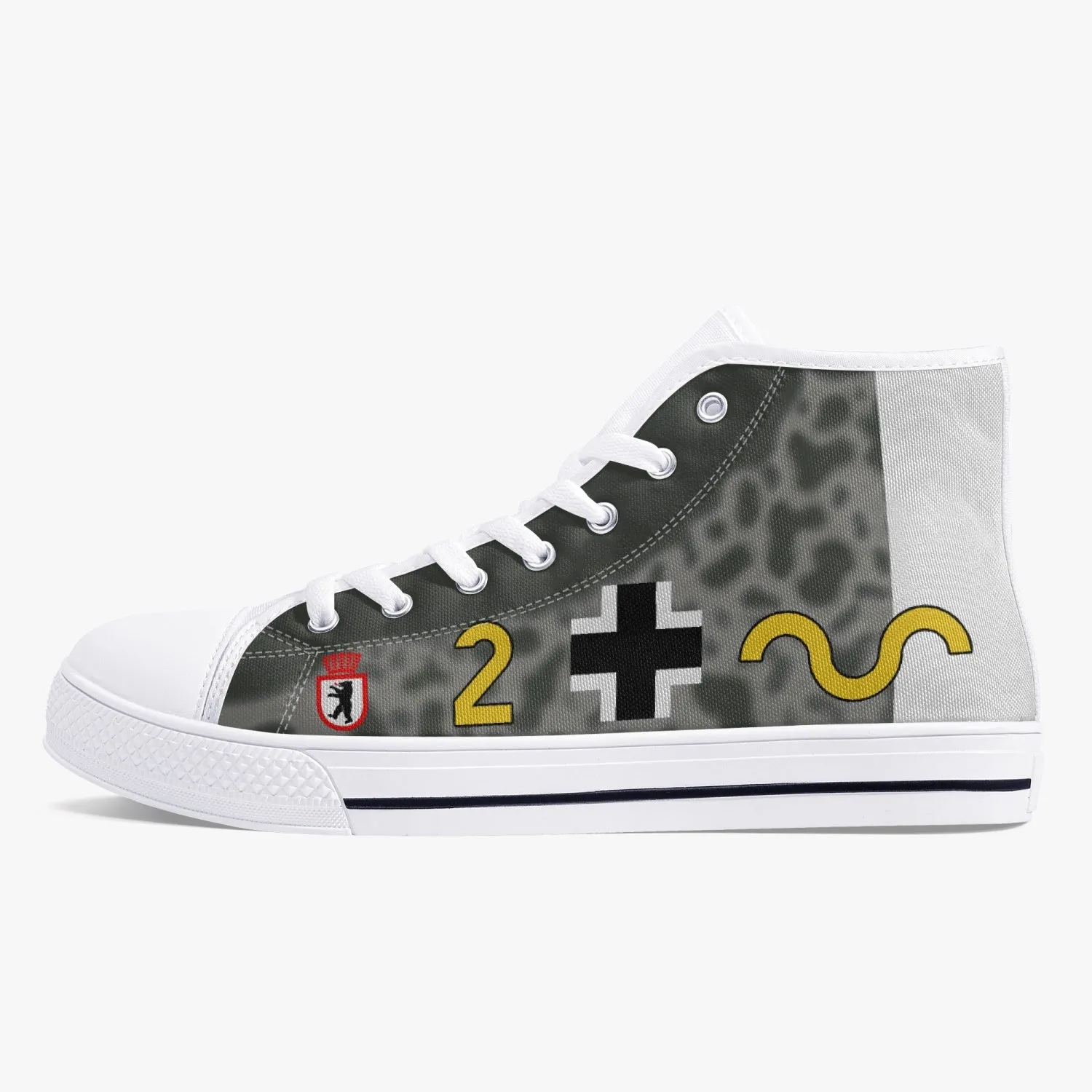 Bf-109 "Yellow 2" of Franz Stigler High Top Canvas Shoes