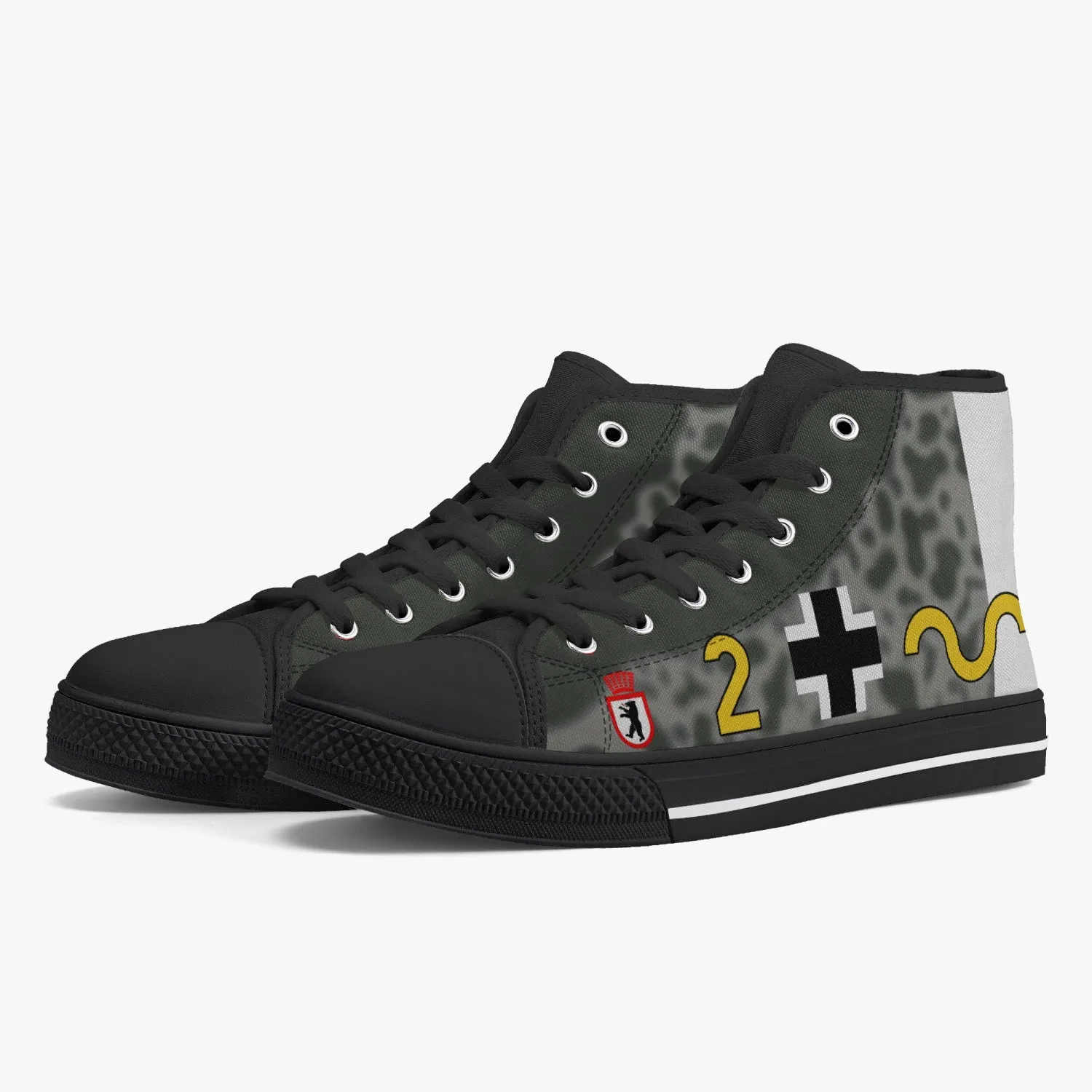 Bf-109 "Yellow 2" of Franz Stigler High Top Canvas Shoes