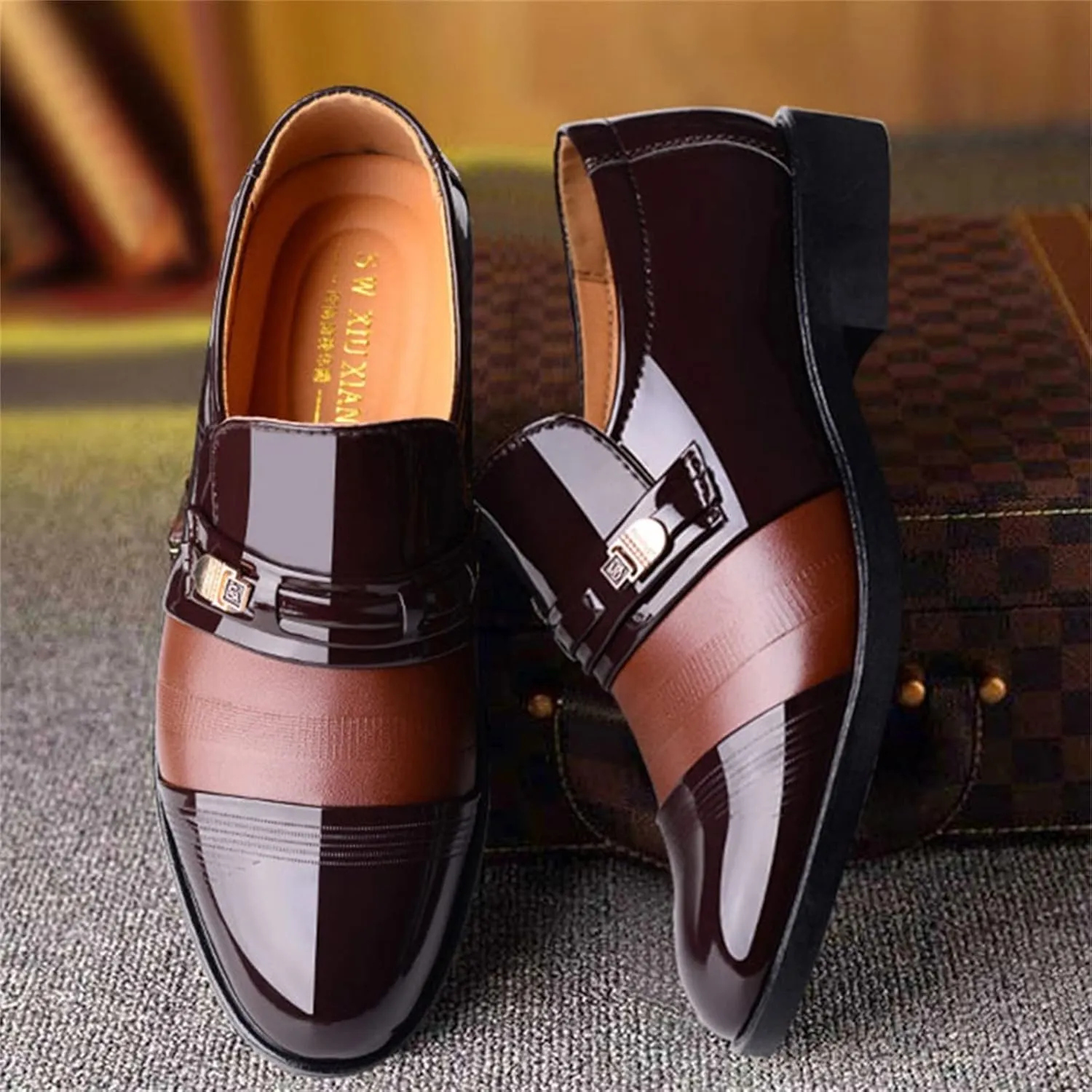 Black Oxfords Shoes for Men Fashion Summer and Autumn Men Leather Shoes Pointed Toe Low Heeled Wingtip Oxfords Shoes