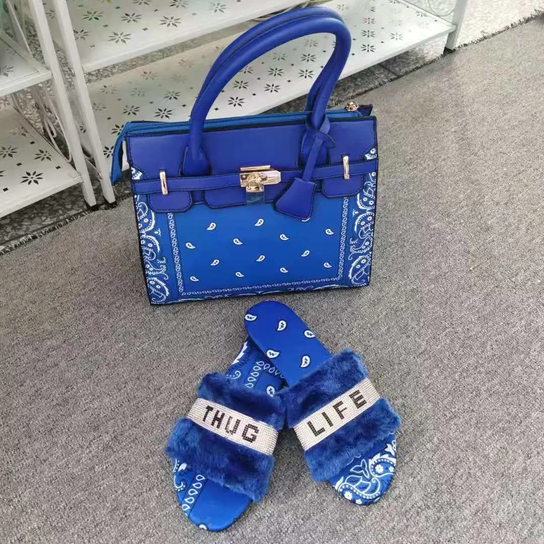 Blue Bandana Print Lock Handbag And Faux Fur Slides Set