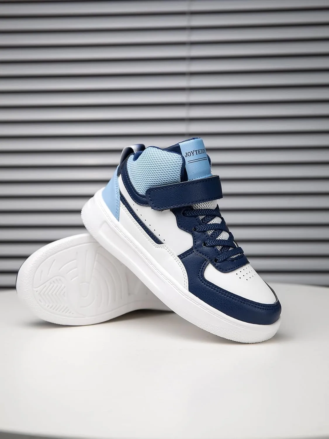 Boys Girls Sports Board Shoes with Leather Upper, Breathable Comfortable, for Basketball Running Walking Tennis Suitable for All Seasons