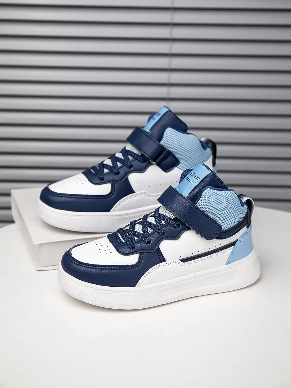 Boys Girls Sports Board Shoes with Leather Upper, Breathable Comfortable, for Basketball Running Walking Tennis Suitable for All Seasons