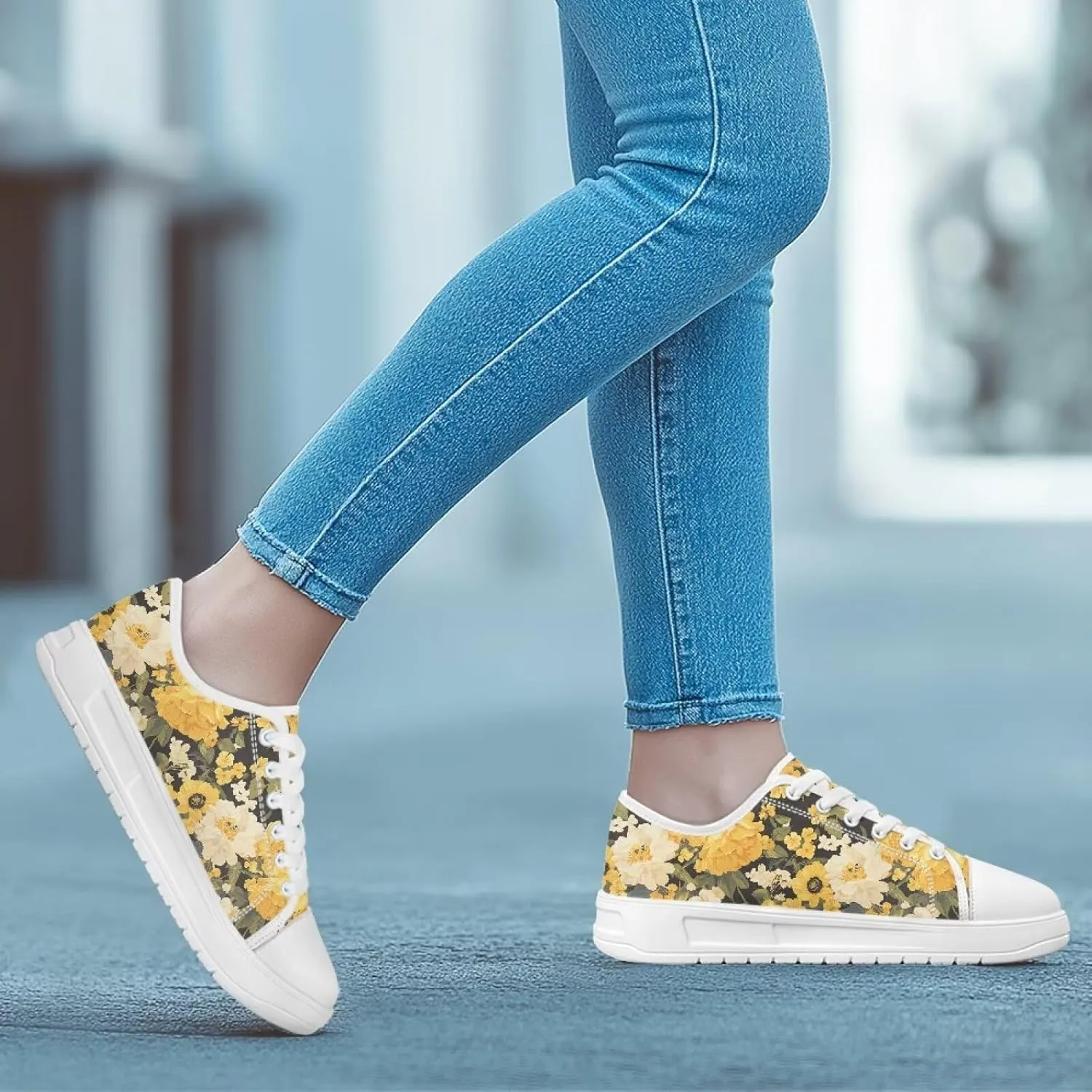 Canvas Shoes for Women Low Top Casual White Black Sneakers Womens Lace Up Fashion Comfortable Walking Shoes