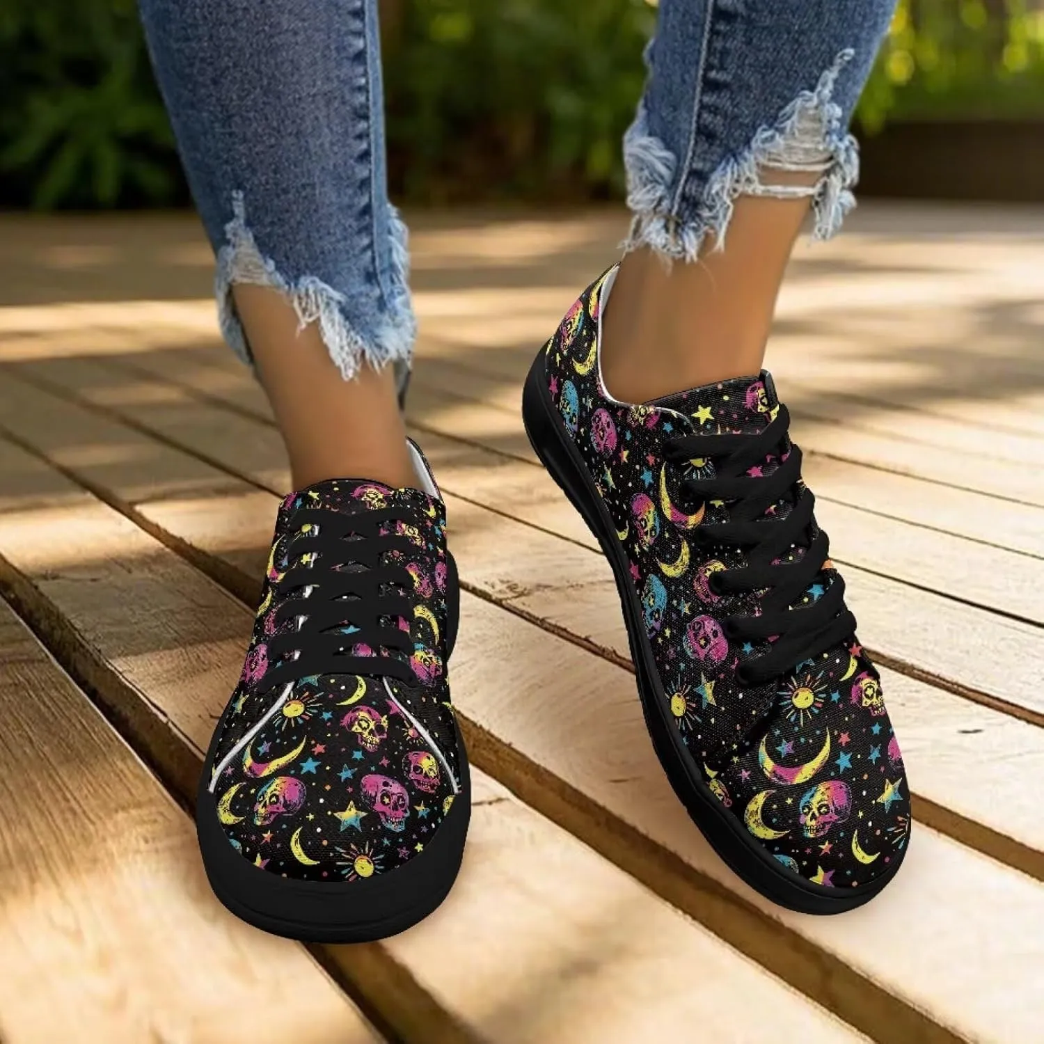 Canvas Shoes Lace-Up Low Top Sneakers Womens Fashion Casual Shoes Walking Comfortable Platform Canvas Sneakers