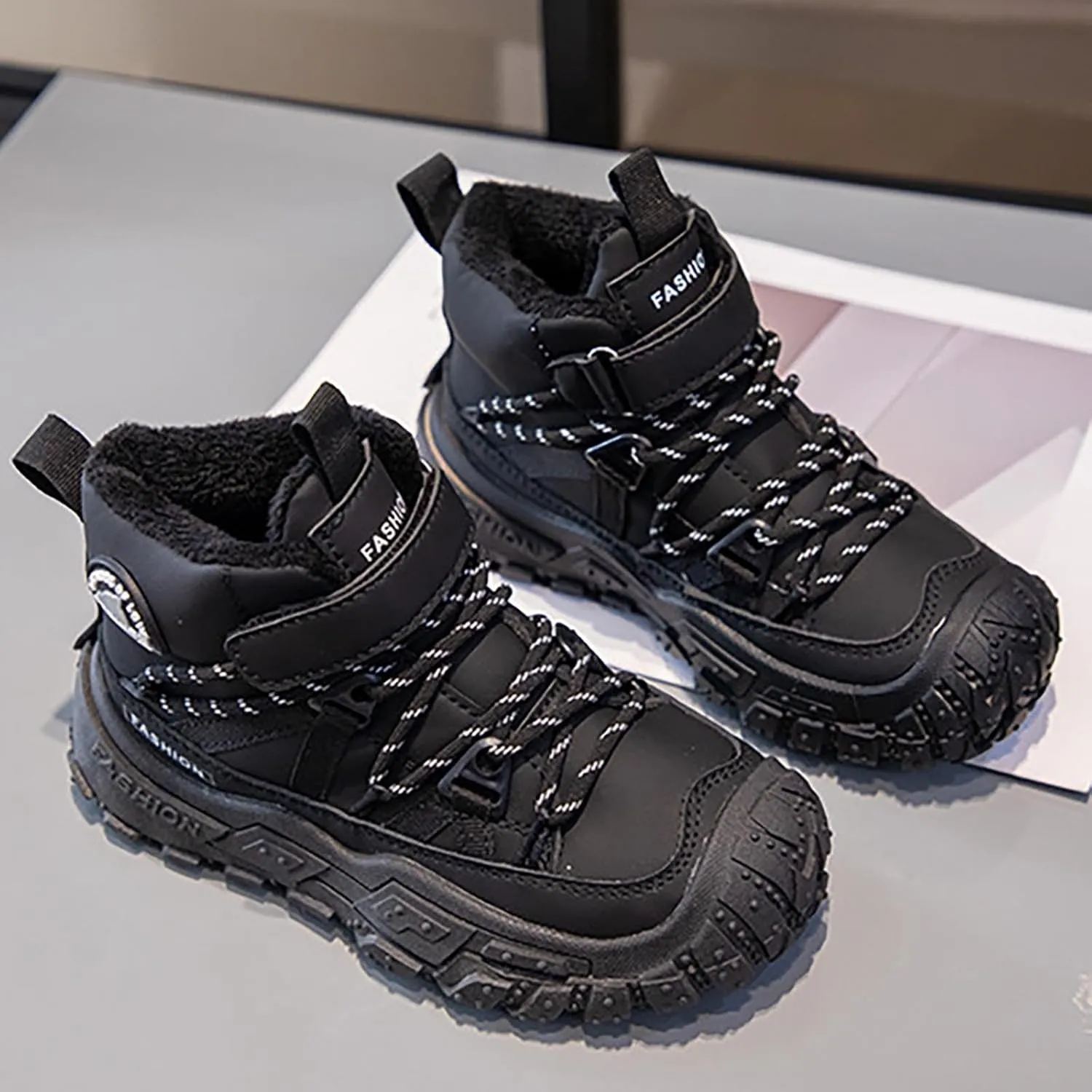Childrens Chunky Sole Slip On Booties With Lace-Up Kids Boys Fuzzy Fleece Lined Warm Short Boots Winter Outdoor Shoes