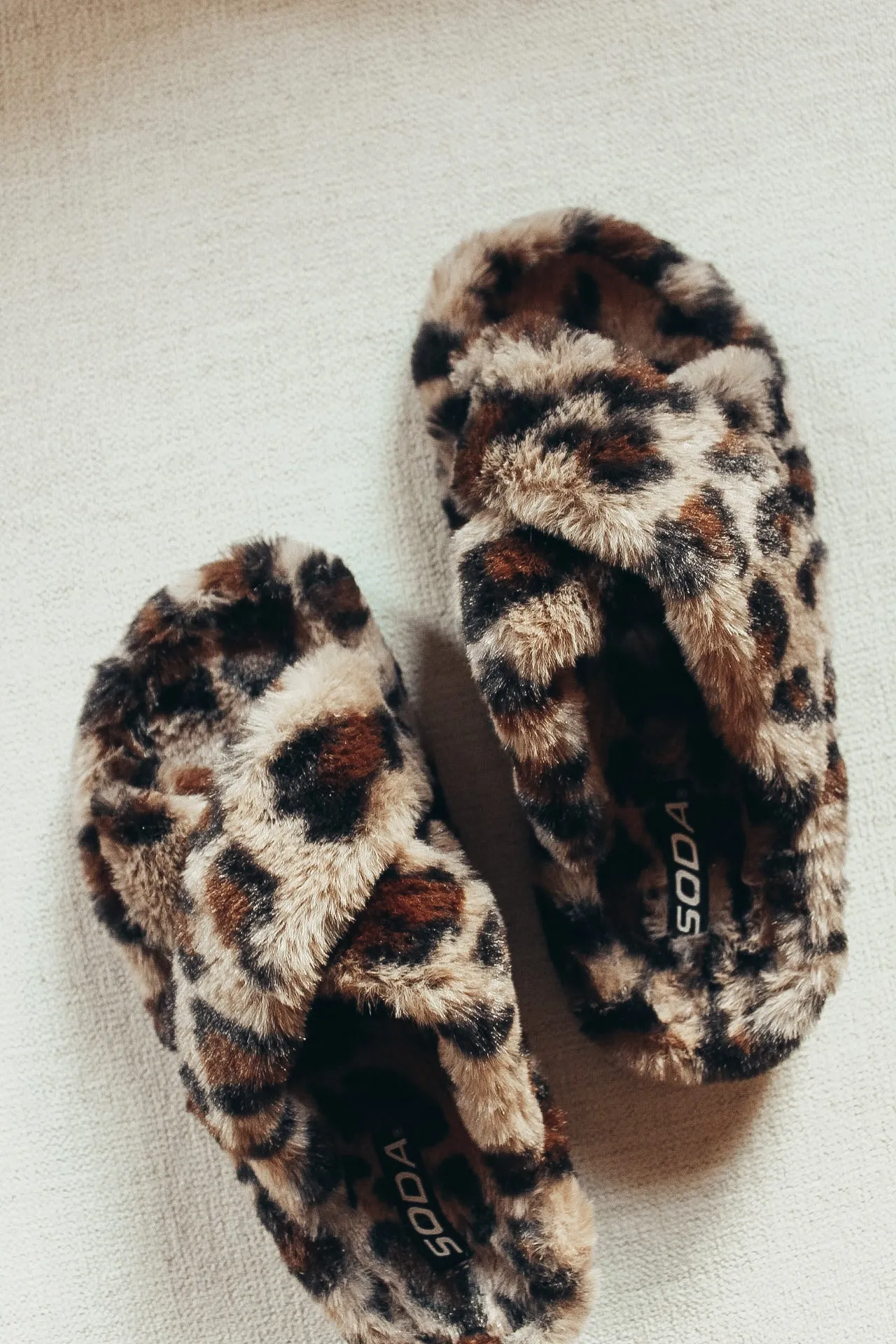 Criss Cross Faux Fur Slippers - Leopard