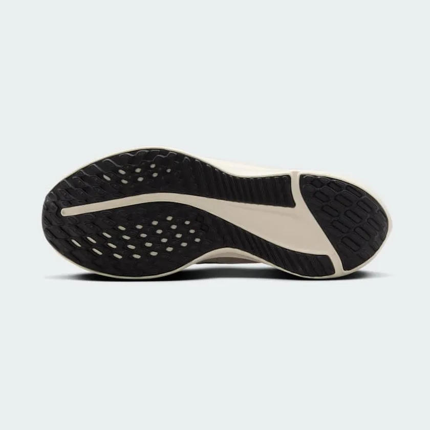 adaptable shoes Reinforced Cage Nike Quest 5 Women's Beige Running Shoes DD9291 104