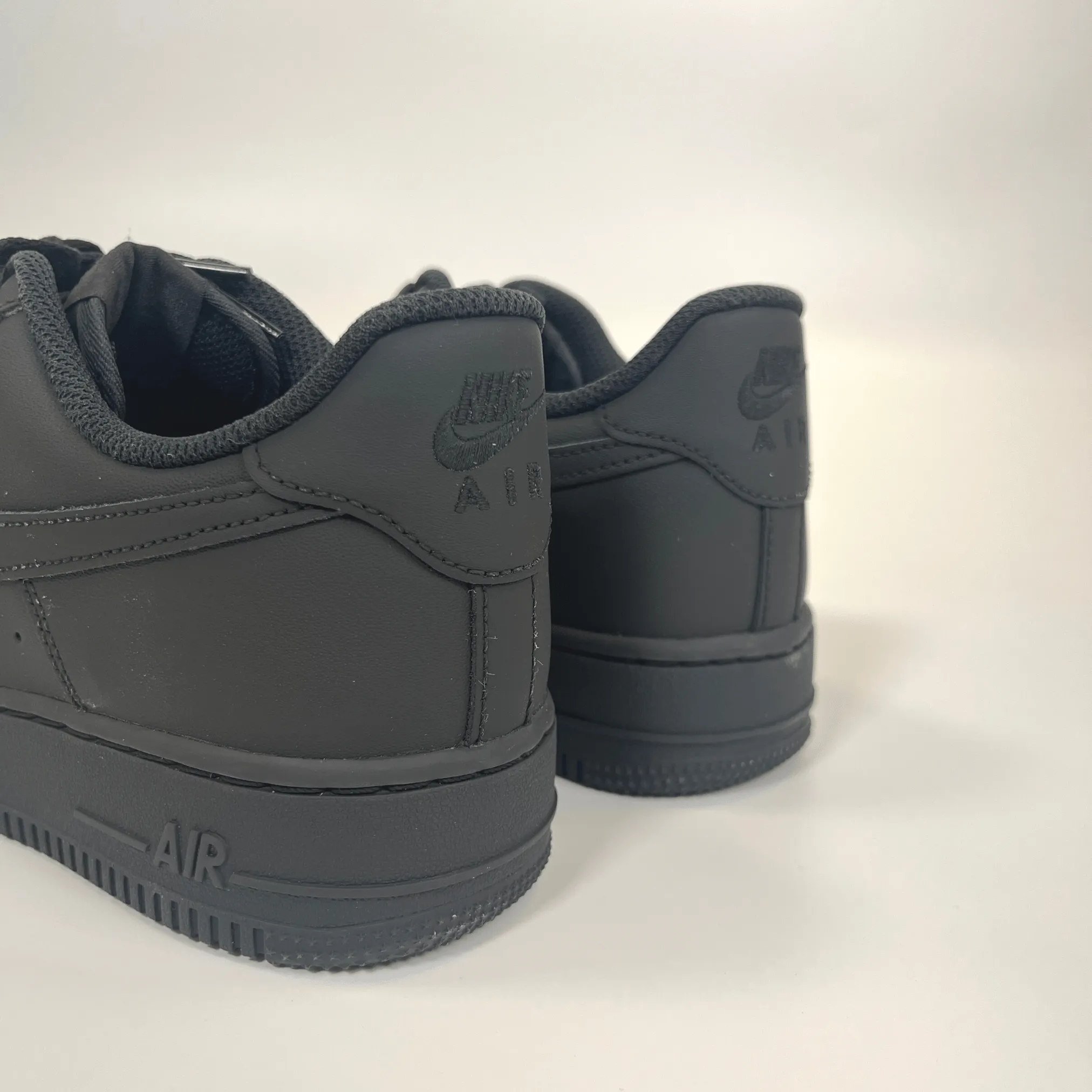 Nike Air Force 1 ??07 - Matte Black Torsional Rigidity Enhancement Autumn