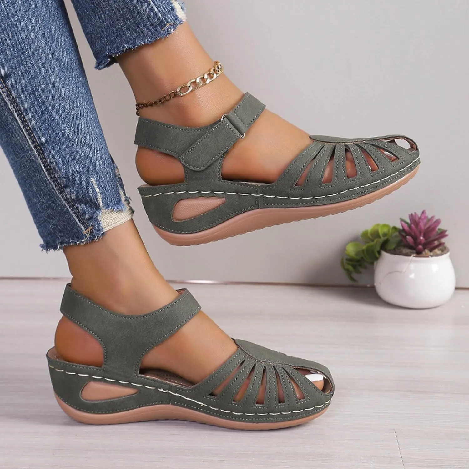 Eduavar Womens Wedge Sandals, Orthopedic Sandals for Women Comfortable Close Toe Sandals Cutout Wedge Sandals