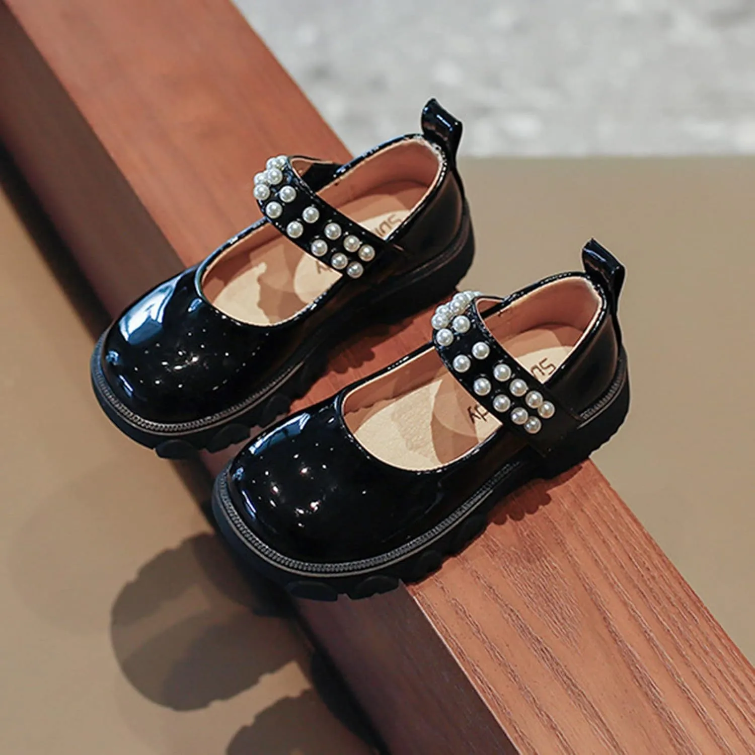 Fashion Four Seasons Children Casual Shoes Girls Thick Bottom Non Slip Comfortable Solid Color Pearl Kids Talk
