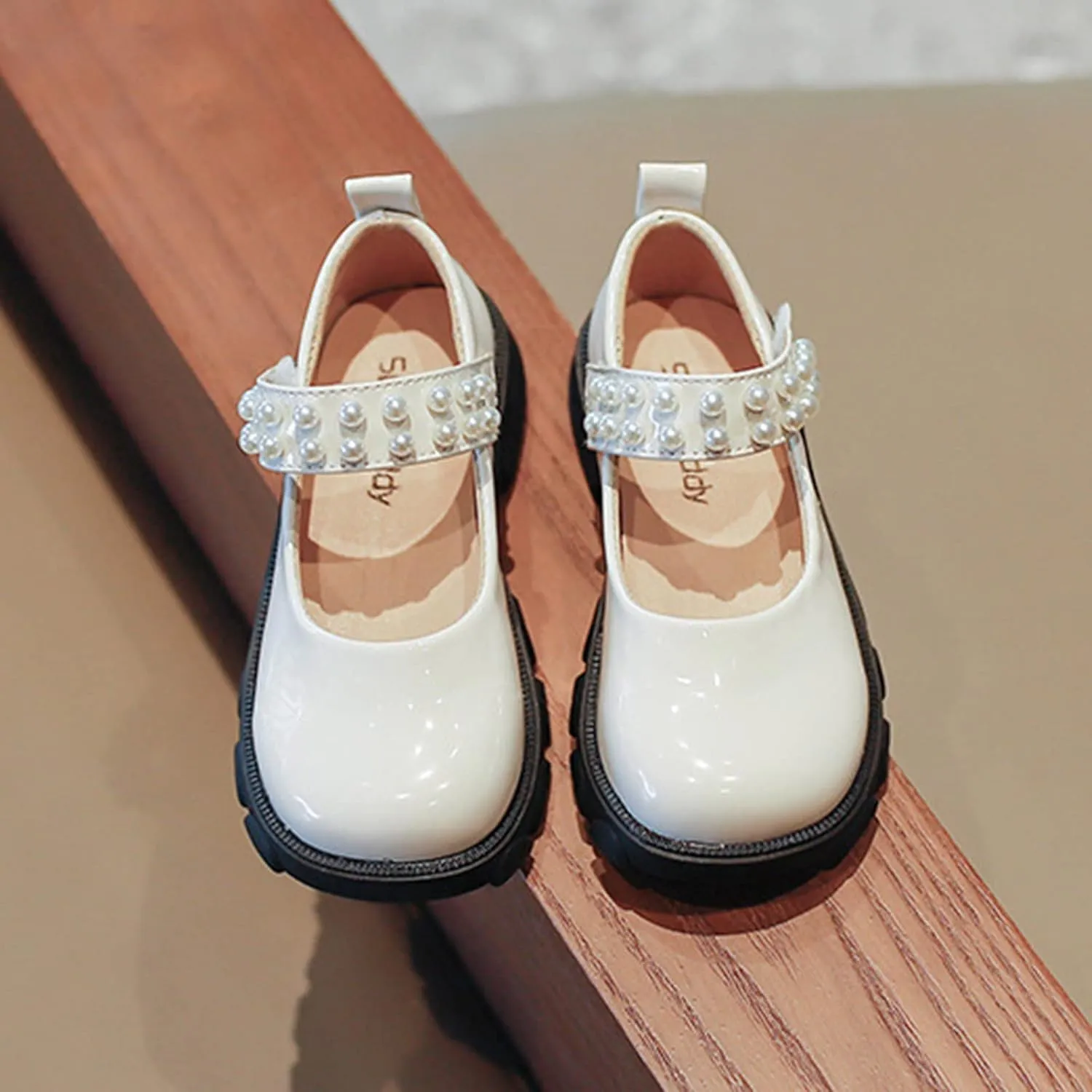 Fashion Four Seasons Children Casual Shoes Girls Thick Bottom Non Slip Comfortable Solid Color Pearl Kids Talk