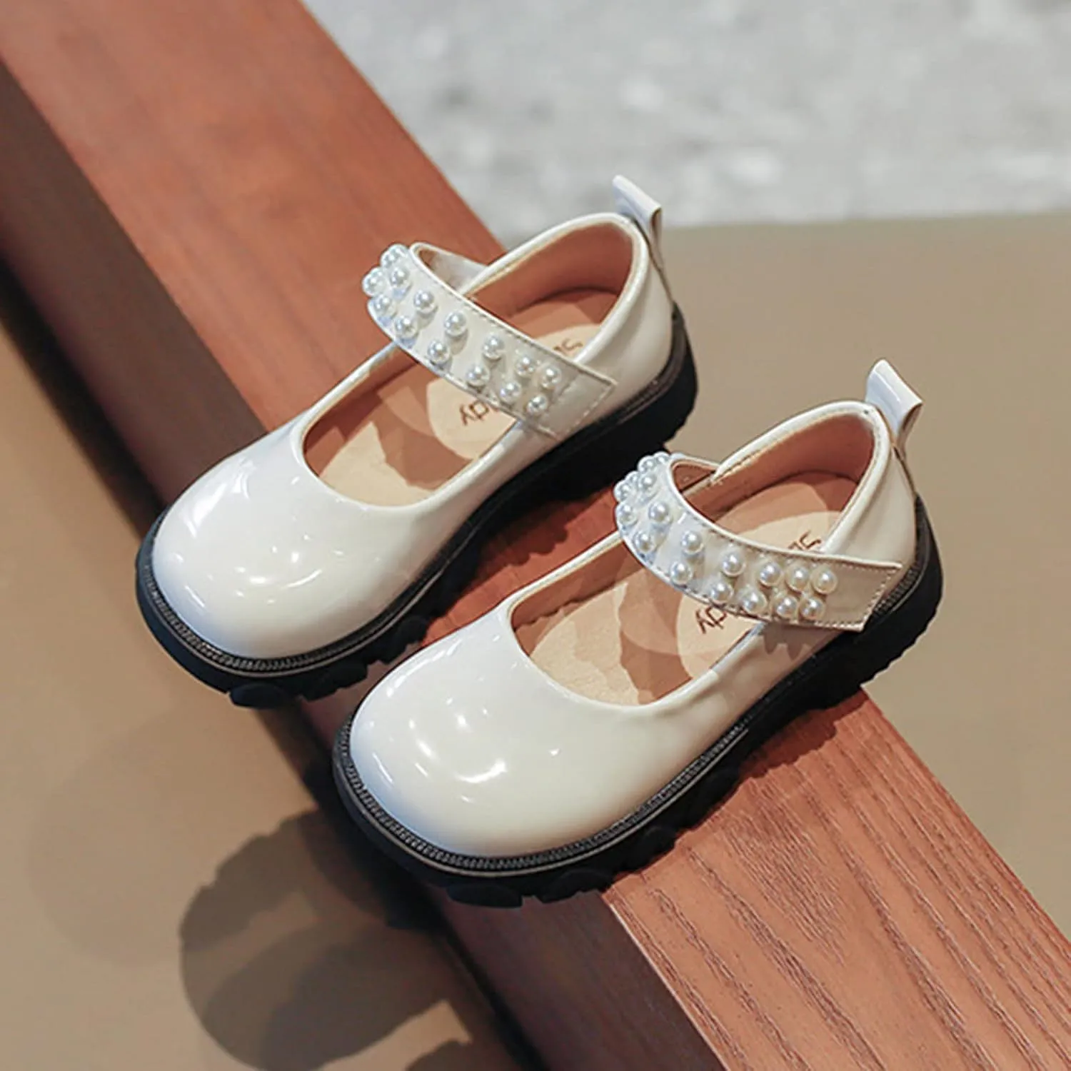 Fashion Four Seasons Children Casual Shoes Girls Thick Bottom Non Slip Comfortable Solid Color Pearl Kids Talk
