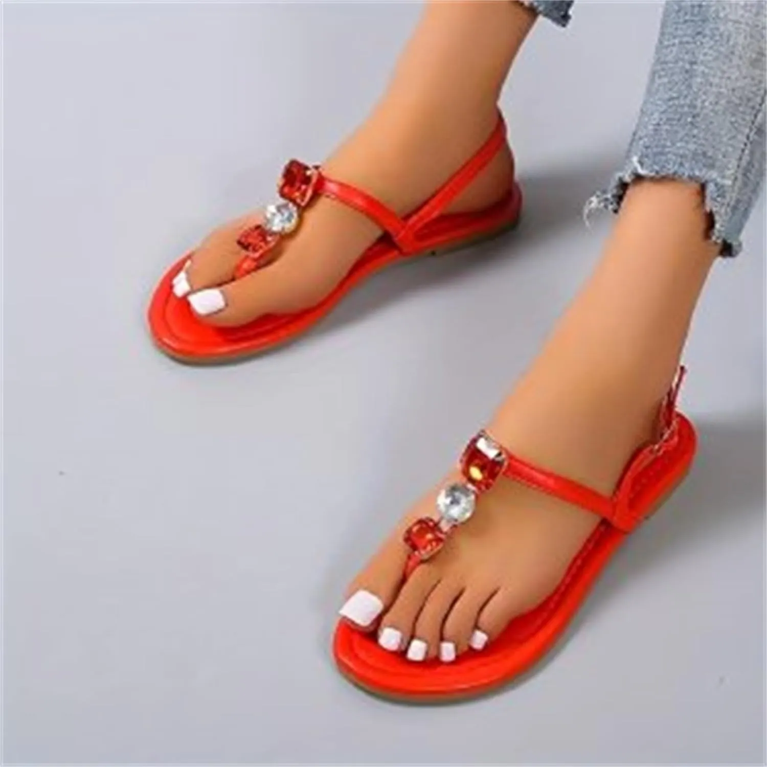 Flip Flops for Women Comfortable Beach Sandals Slip On Leather Thong Flat Sandals Close Back Flat Flip Flops