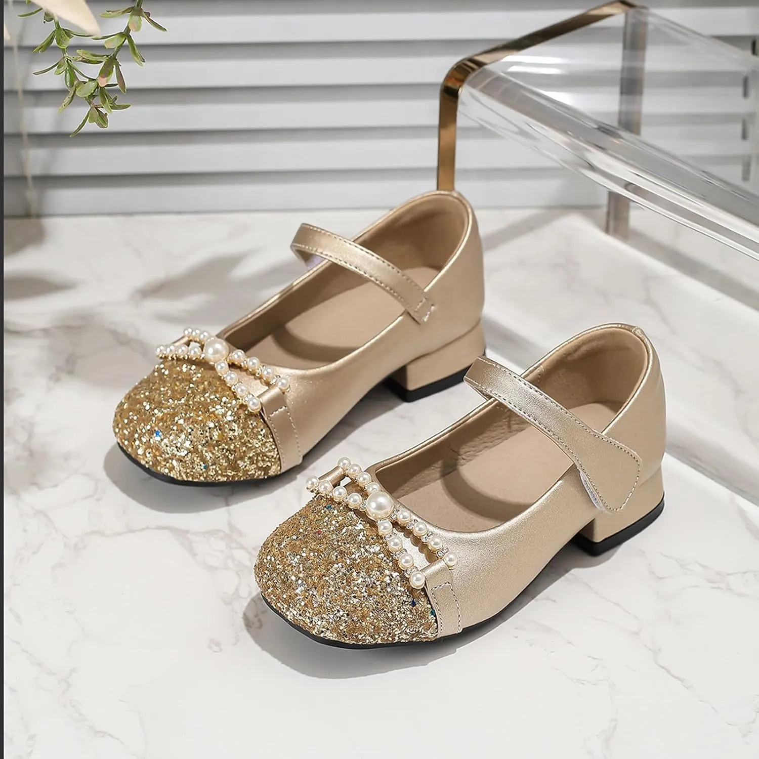 Girls Dress Shoes Chunky French Mary Jane Girls High Heel Princess Shoes Summer Shallow Mouth Round Head Versatile Children's Small Leather Leather and Glitter Straps