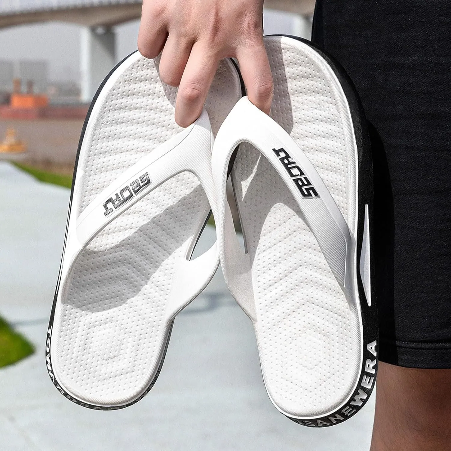 Indoor Non Slip Smell Proof Durable Men Flip Flops High End Soft Soled Home Men Slipper Future Craft Shoes