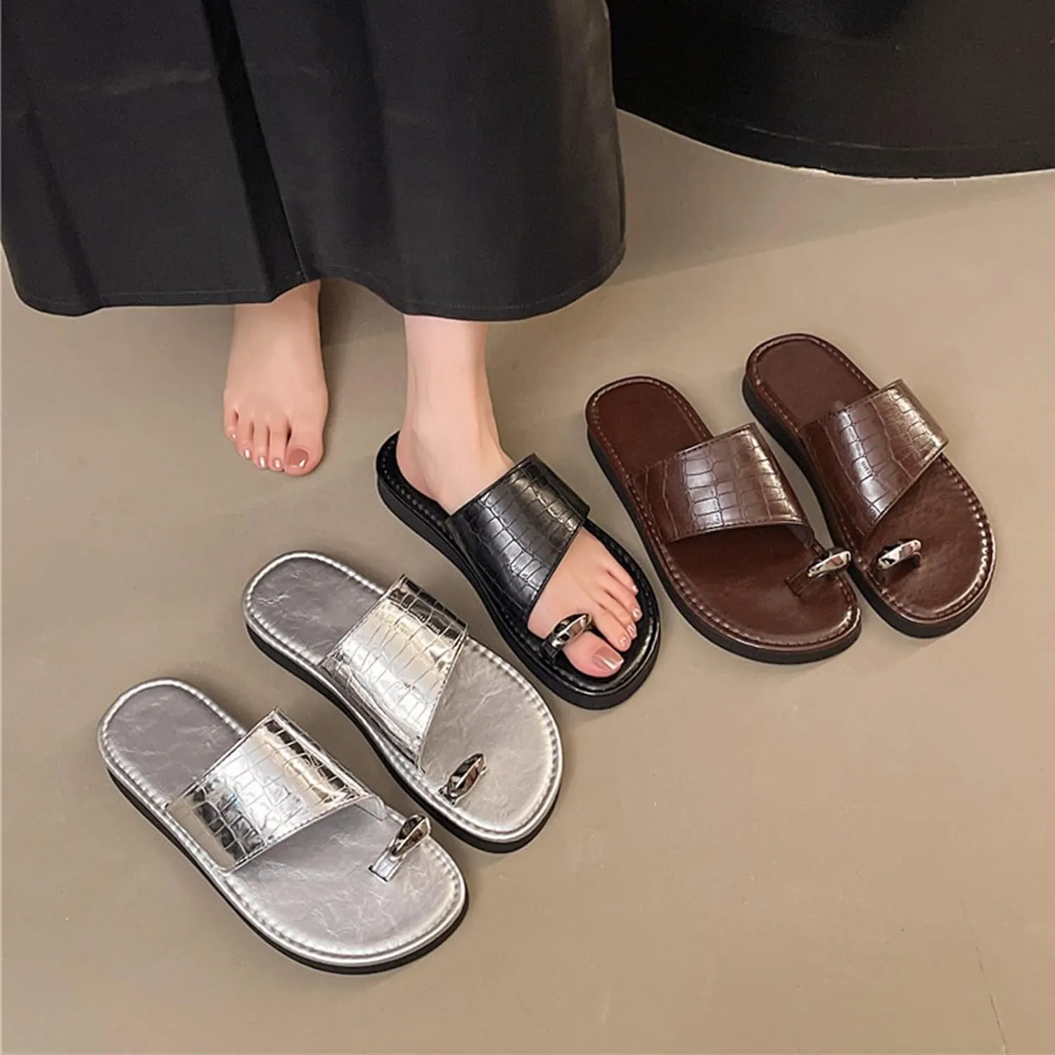 Leather Slides for Women Leather Ring Toe Flat Sandals Summer Round Open Toe Beach Sandals Comfortable Wide Width House Slippers