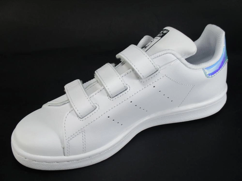 Stabilizing Heel Counter toe - roomy shoes Adidas Stan Smith AQ6273