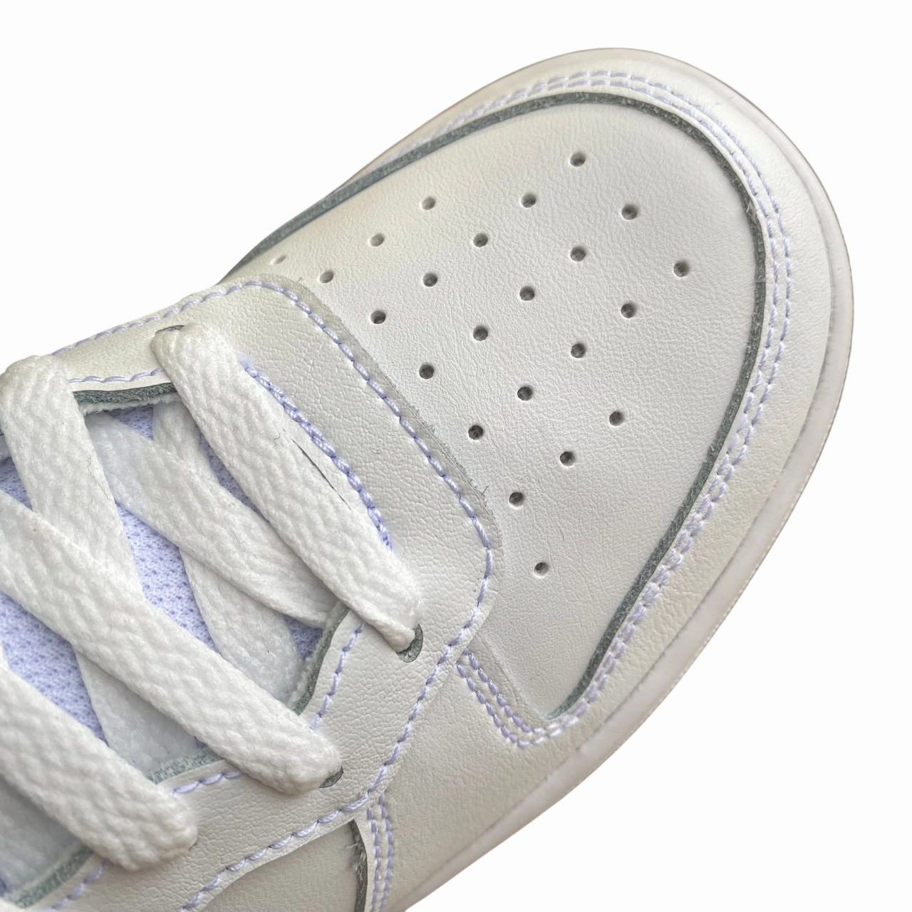 Nike scarpa sneakers da junior alta Court Borough Mid 2 CD7782-100 bianco wet - weather shoes