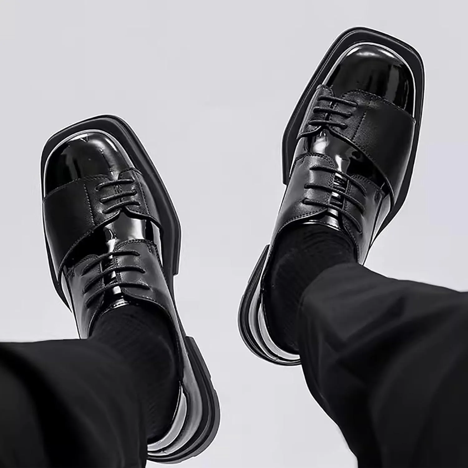 Men Casual Lace-Up Patent Leather Casual Shoes Trendy Thick Bottom Midheel Leather Business Shoes Outdoor Walking Shoes