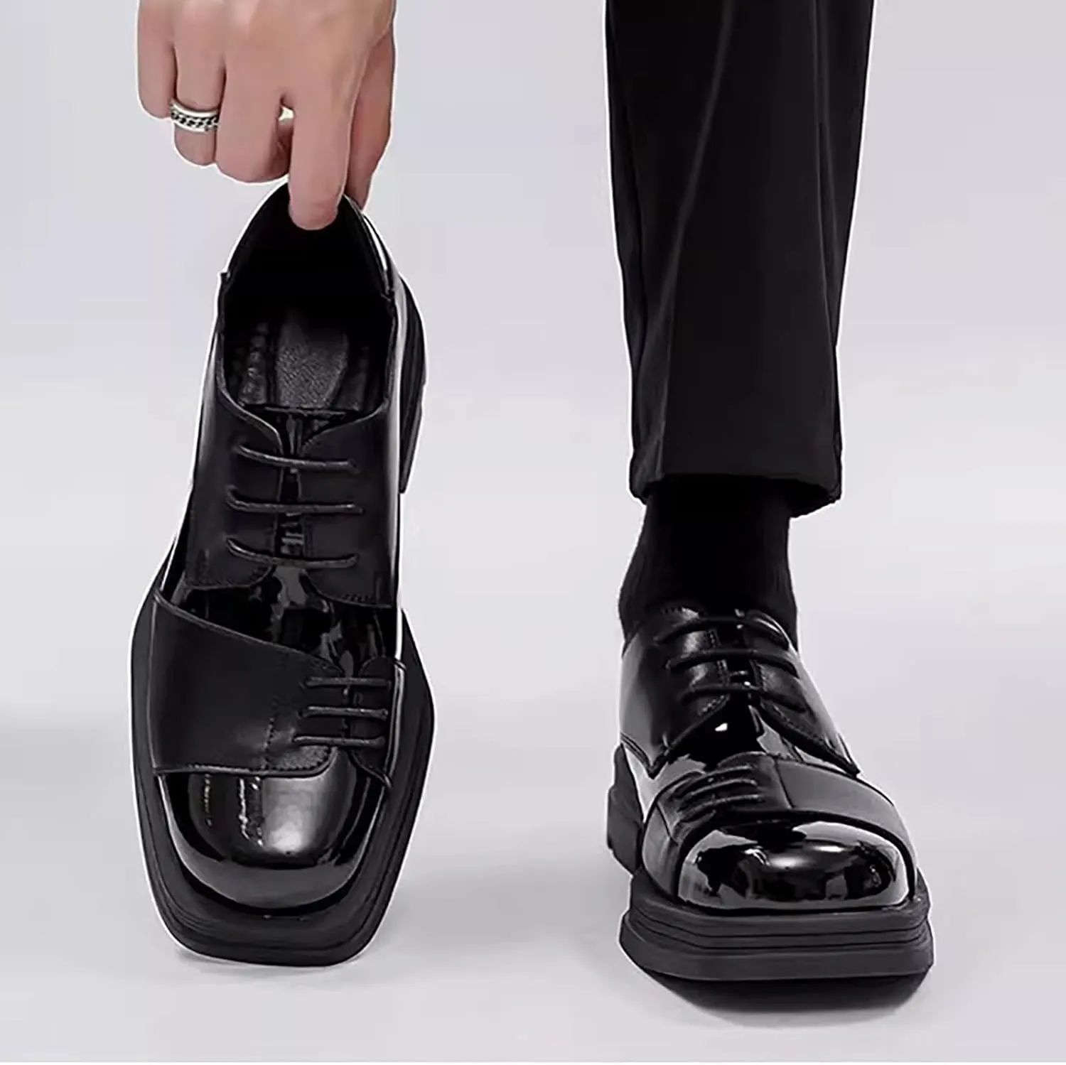 Men Casual Lace-Up Patent Leather Casual Shoes Trendy Thick Bottom Midheel Leather Business Shoes Outdoor Walking Shoes