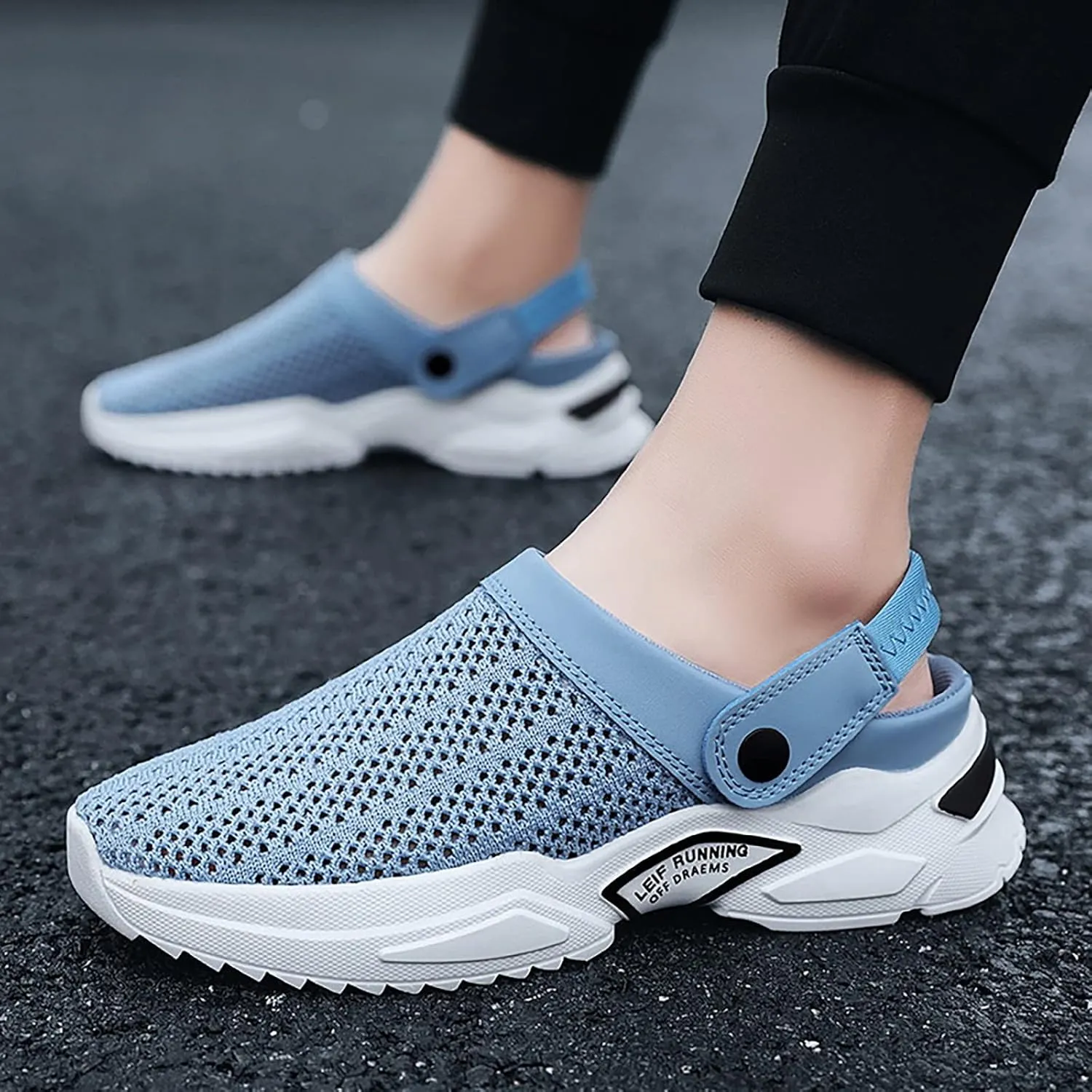 Men Casual Soft Flat Slippers Breathable Lightweight Walking Shoes Fashion Sandals Men Sandals