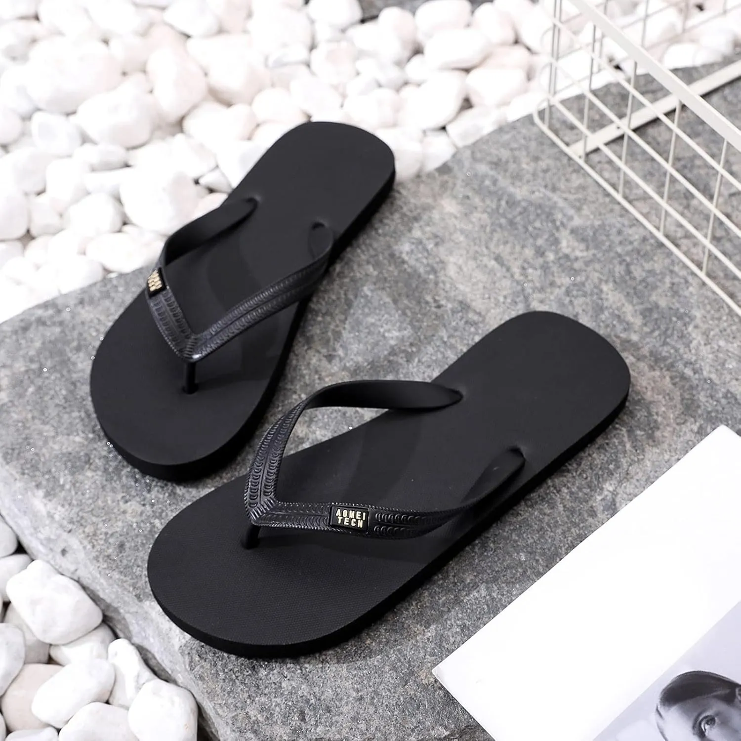 Men Shoes Flat Herringbone Slippers Fashion Casual Beach Casual Sandals Slip Sandal Flip Flops