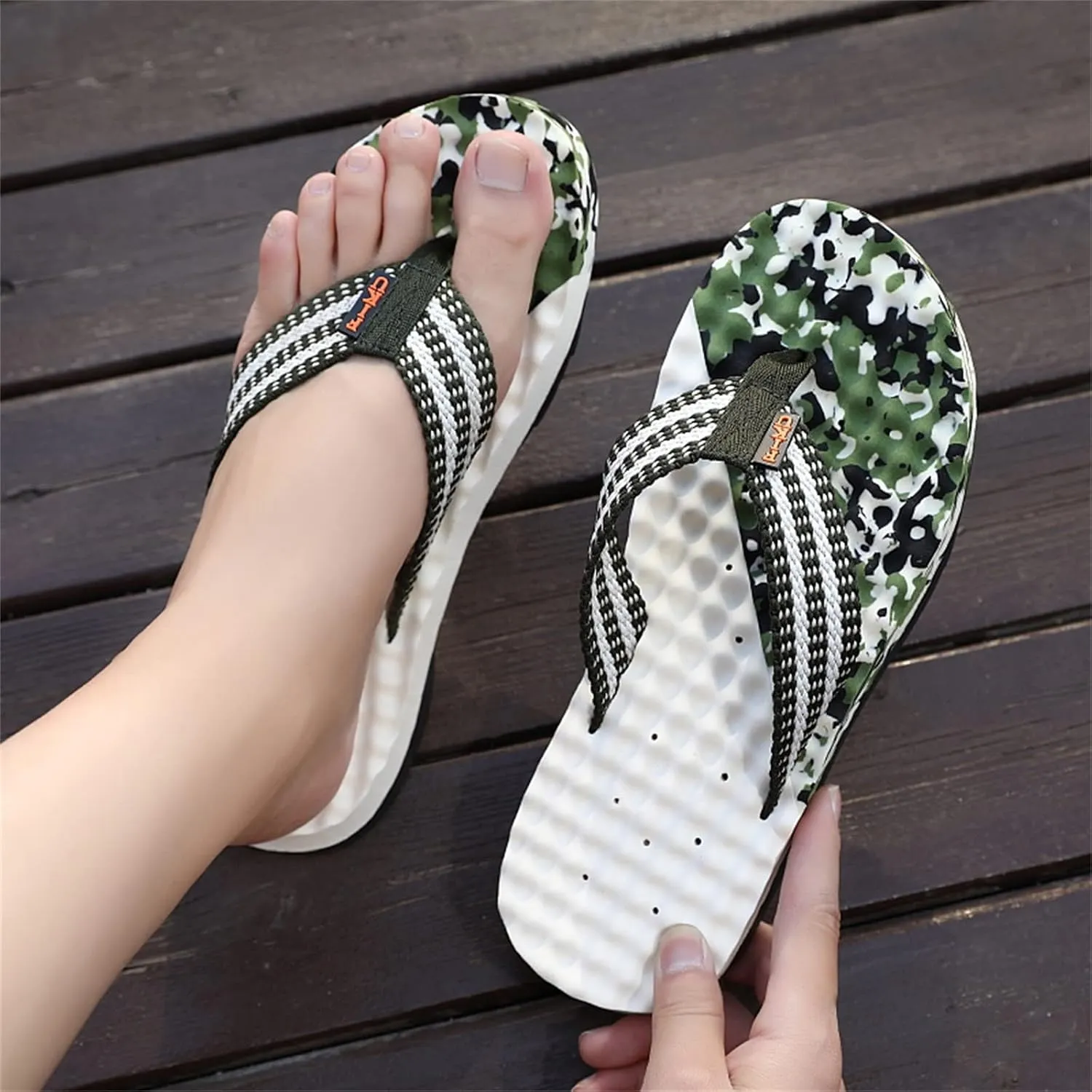 Men's Flip Flops Comfortable Open Toe Summer Beach Leather Thong Sandals Mens Leather Sandals Mens Flip Flops