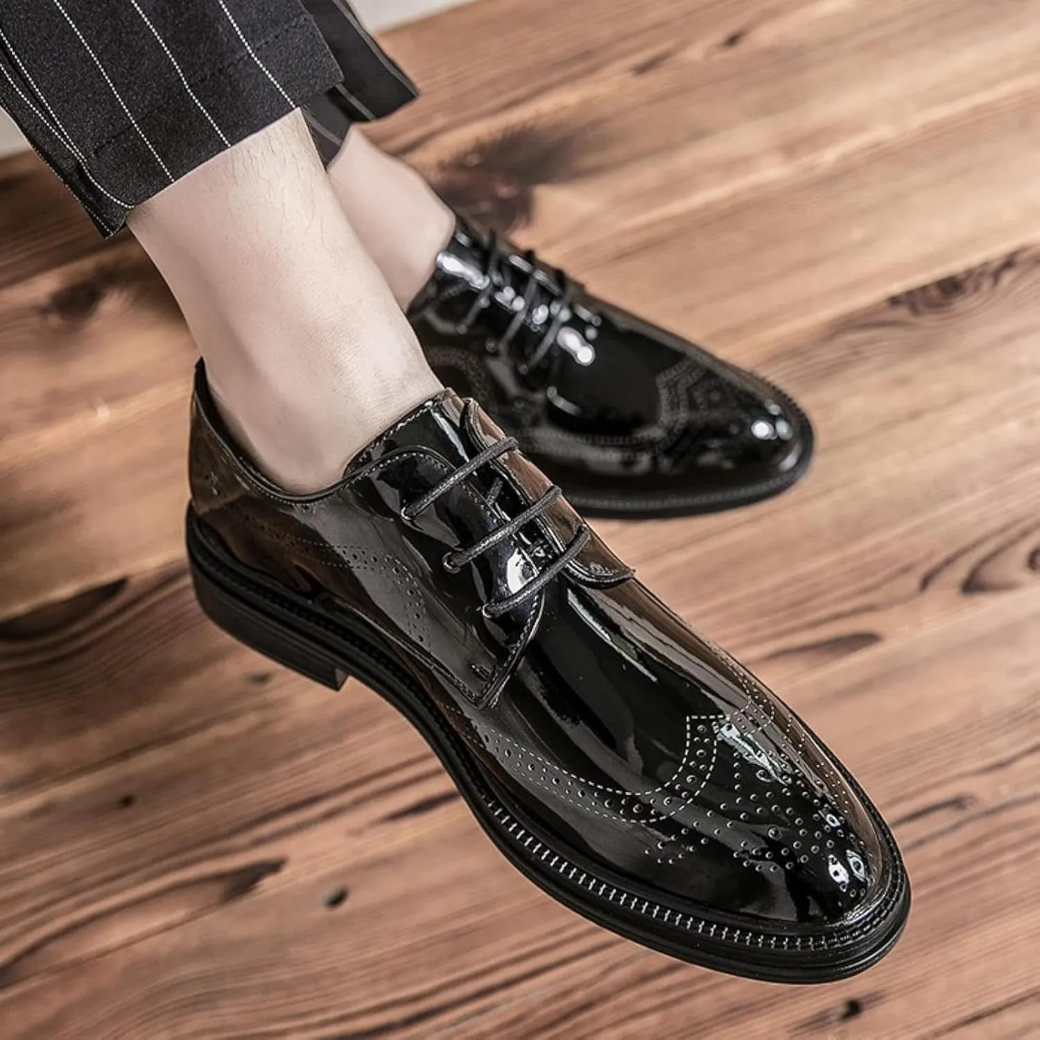 Men's Formal Oxford Shoes, Perforated Lace up Leather Shoes, Lightweight Casual Patent Leather Office Shoes