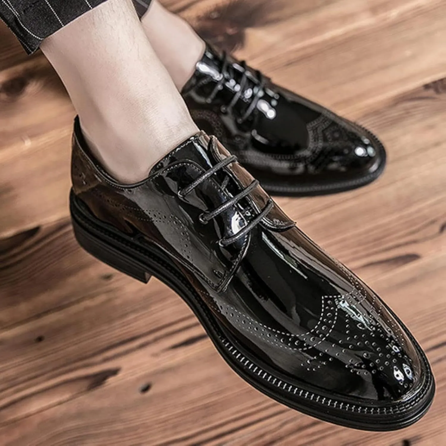 Men's Formal Oxford Shoes, Perforated Lace up Leather Shoes, Lightweight Casual Patent Leather Office Shoes