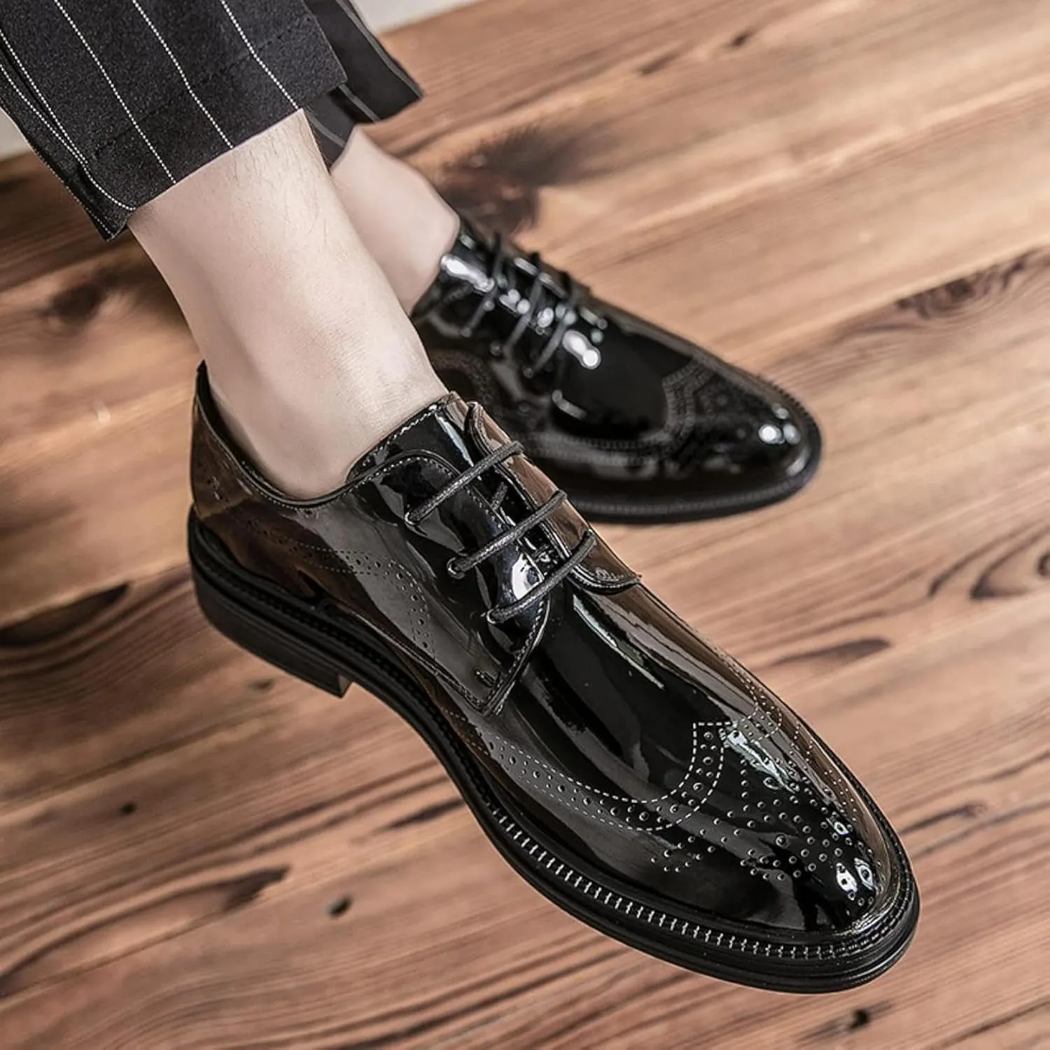 Men's Formal Oxford Shoes, Perforated Lace up Leather Shoes, Lightweight Casual Patent Leather Office Shoes