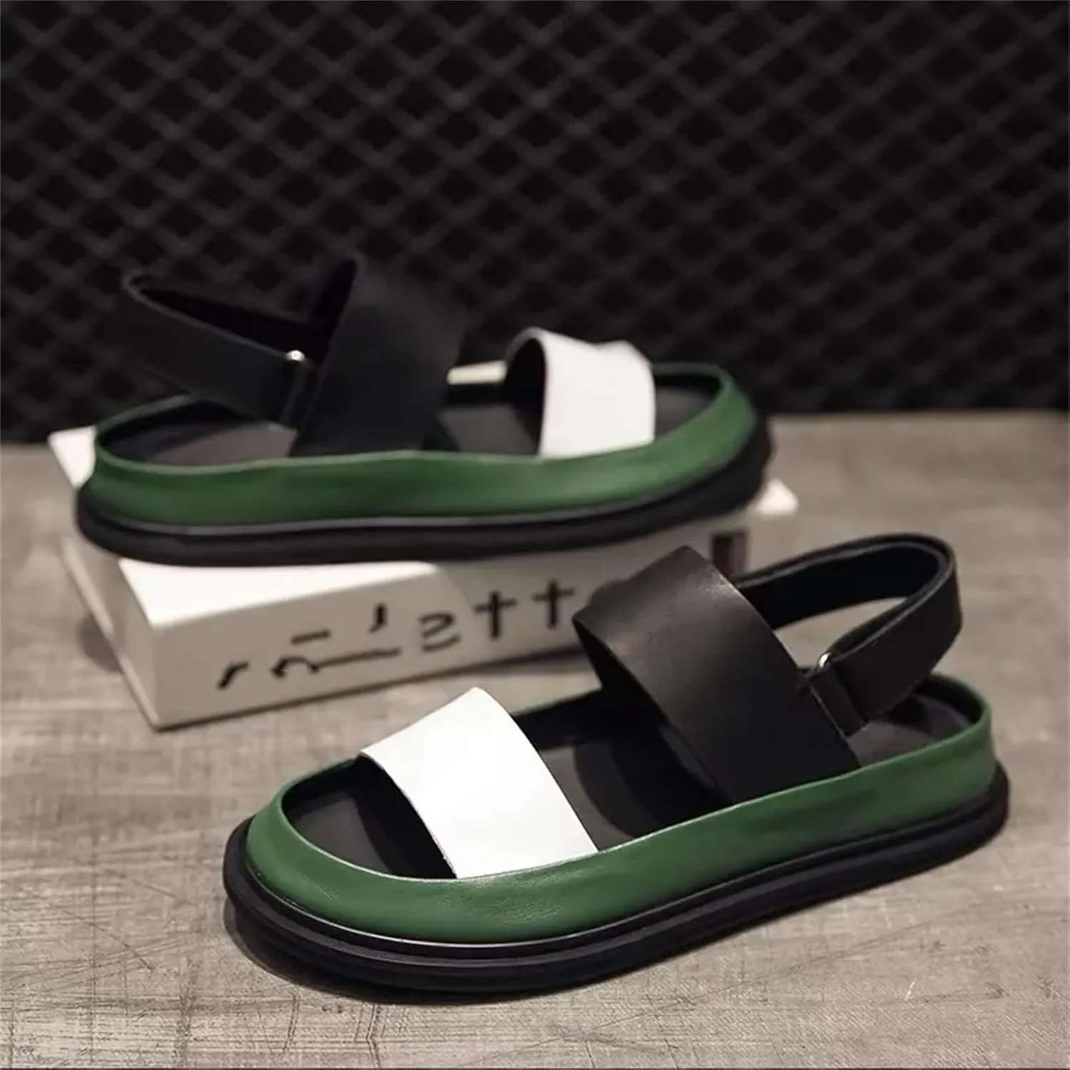Men's Luxury Leather Slippers - High Street Summer Casual Shoes in Black