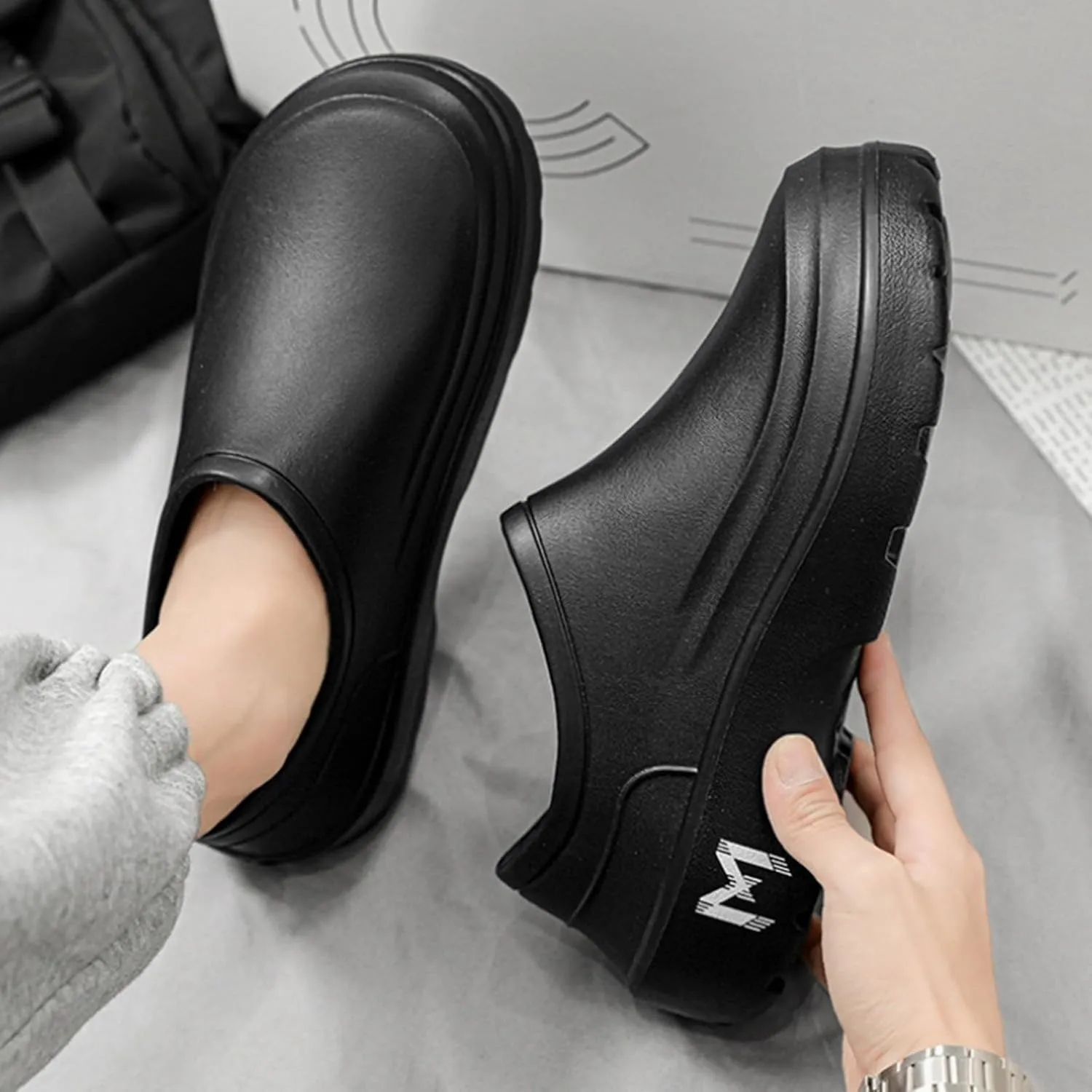 Mens Walking Sandals with Arch Support Men's Non Slip Close Toe Beach Sandals Summer Vacation Lightweight Slip on Barefoot Shoes Outdoor Sports Sandal for Men Soft Thick Sole Outdoor Slippers