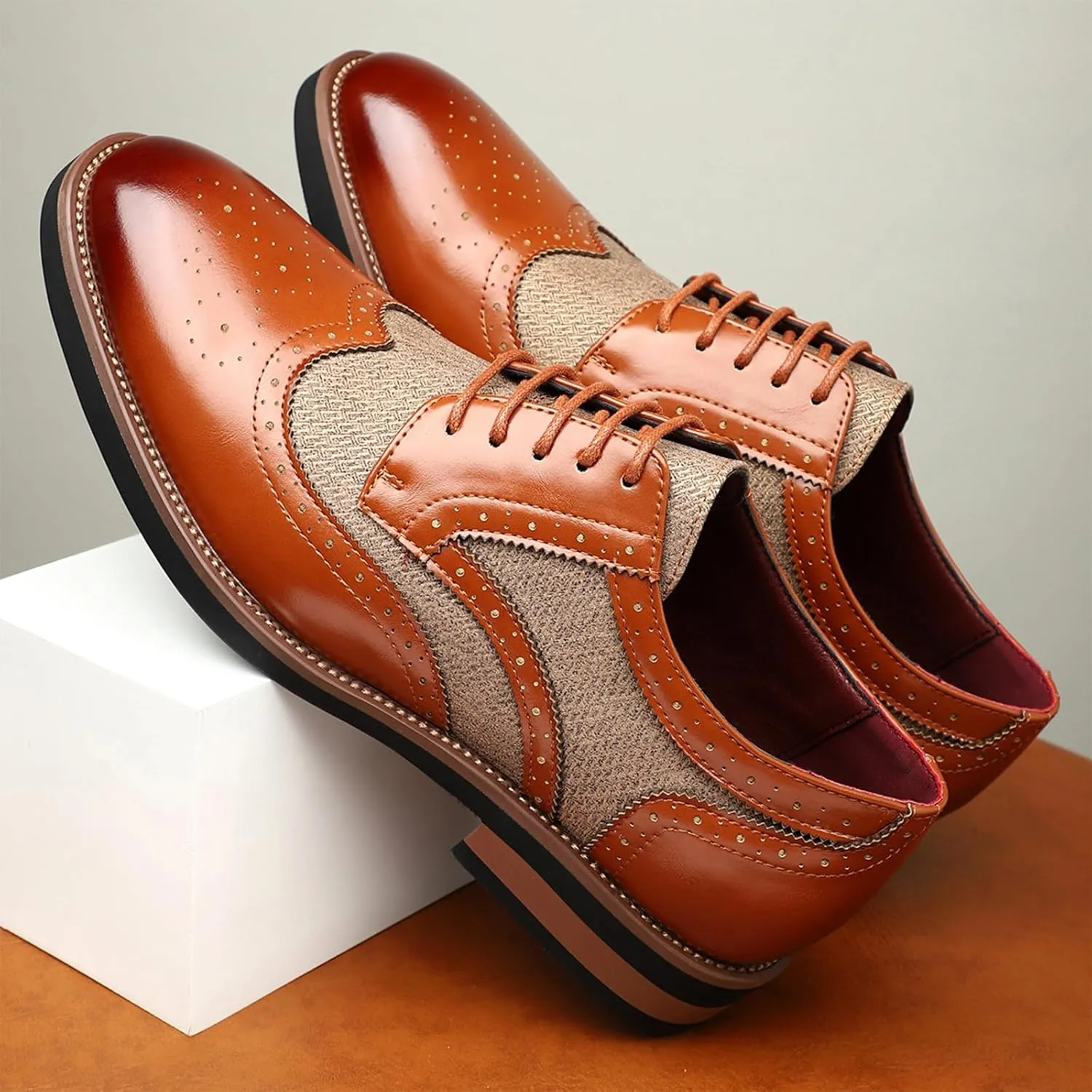 Men's Wingtip Oxford Dress Shoes Color Matching Punched Brogues Tuxedo Oxfords Comfortable Business Leather Shoes