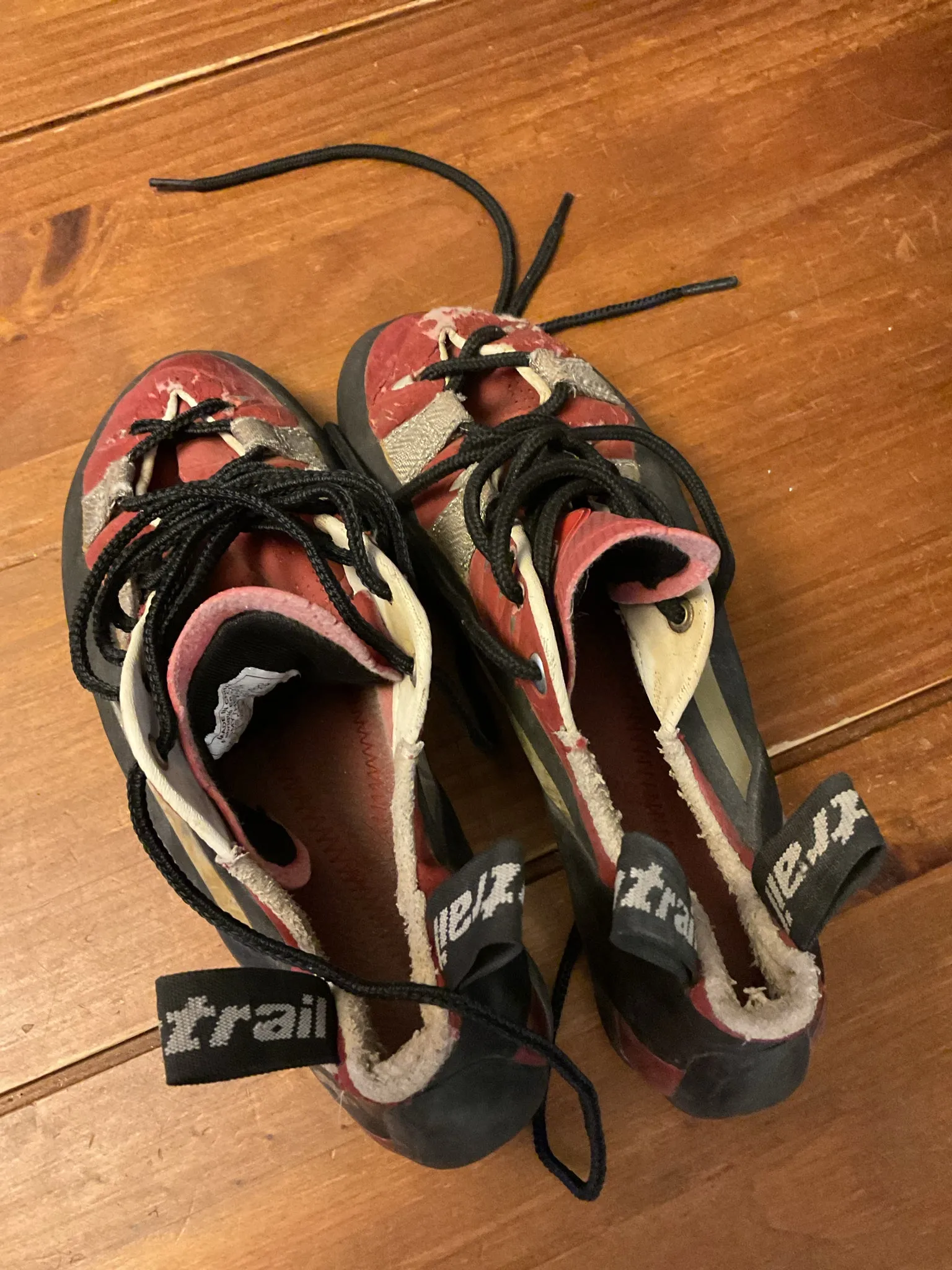 Montrail Smithers Climbing Shoes Men's 6.5 / Women's 7.5