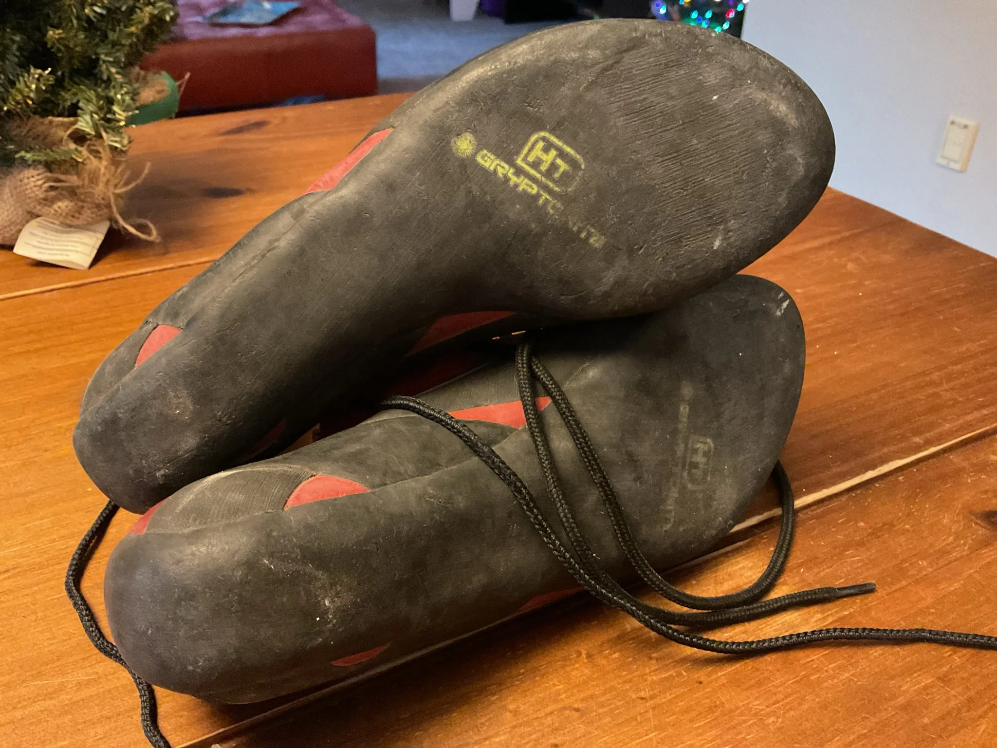 Montrail Smithers Climbing Shoes Men's 6.5 / Women's 7.5