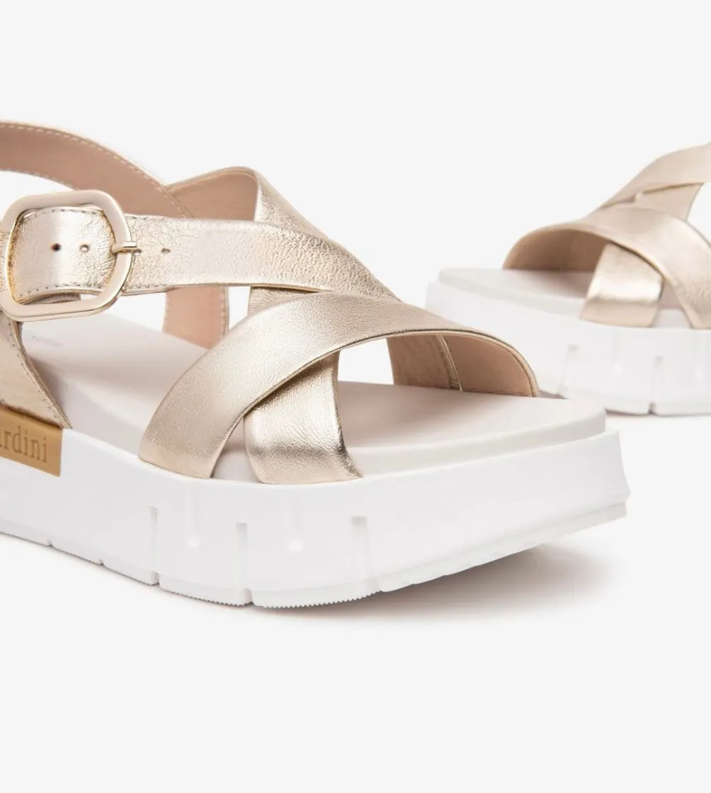 Nerogiardini gold leather platform sandals