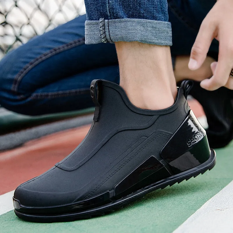 New Men's Outdoor Non-slip Hiking Shoes Shaxi Fishing Rain Boots Black Work Shoes Durable Waterproof Rubber Fishing Shoes