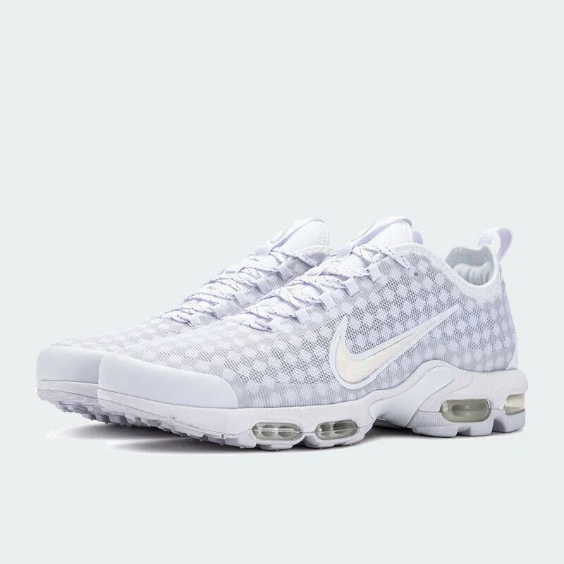 Enhanced Ground Feel running experience Nike Air Max Plus Ultra Men's CJ9698 100