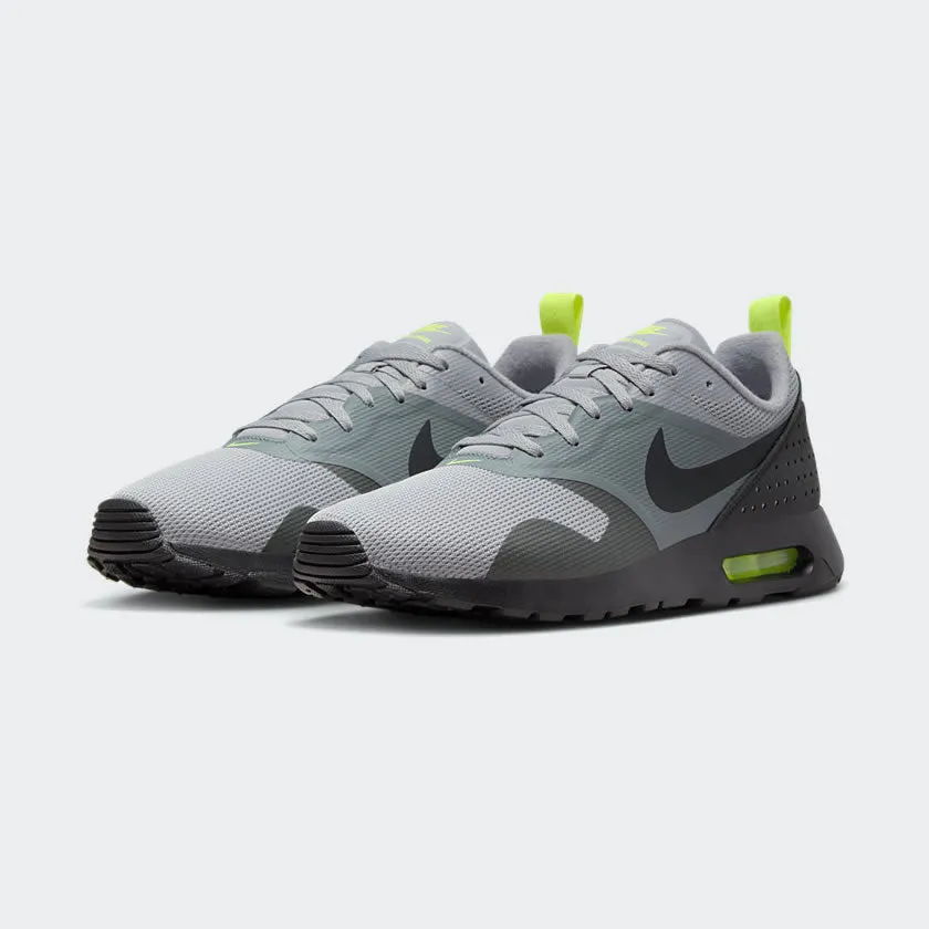 Nike Air Max Tavas Men's 705149 015 ToeProtection Non Restrictive Fit