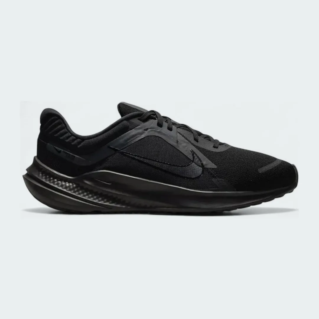 Revolutionary anti - odor running shoes Nike Quest 5 Men's Running Trainers Black DD0204 003