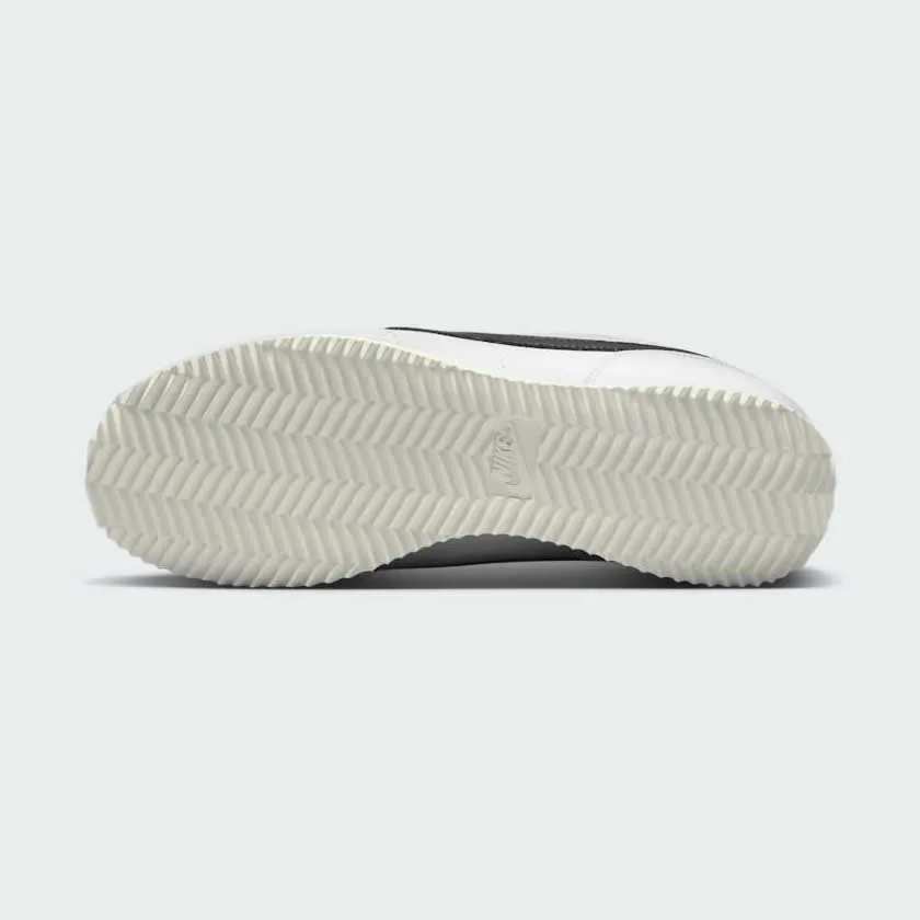 high - performance specification shoes Temperature Regulating Liner Nike Women's Cortez Leather DN1791 100