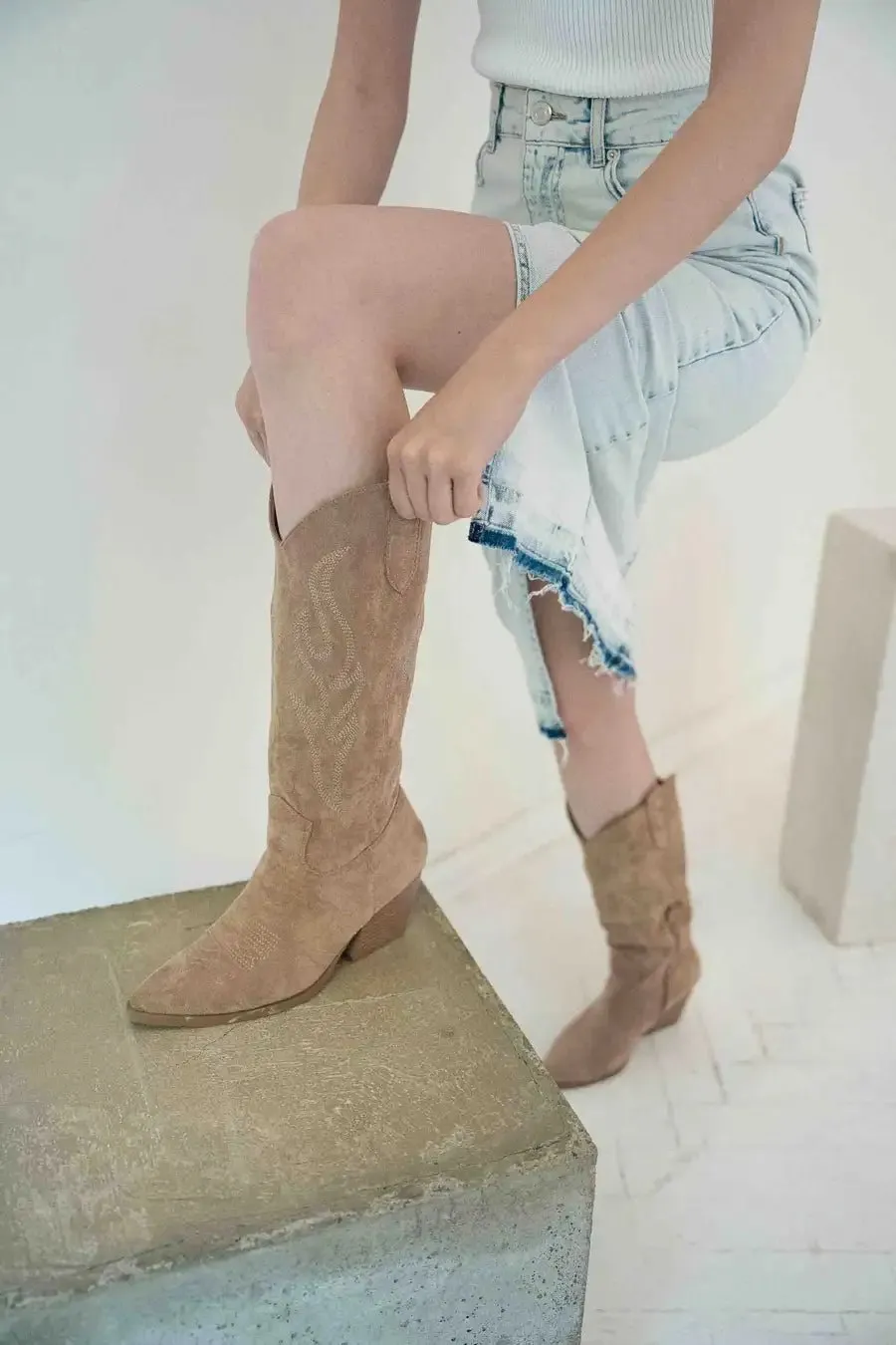 Nude Kaubojiški batai moterims - Cowboy boots