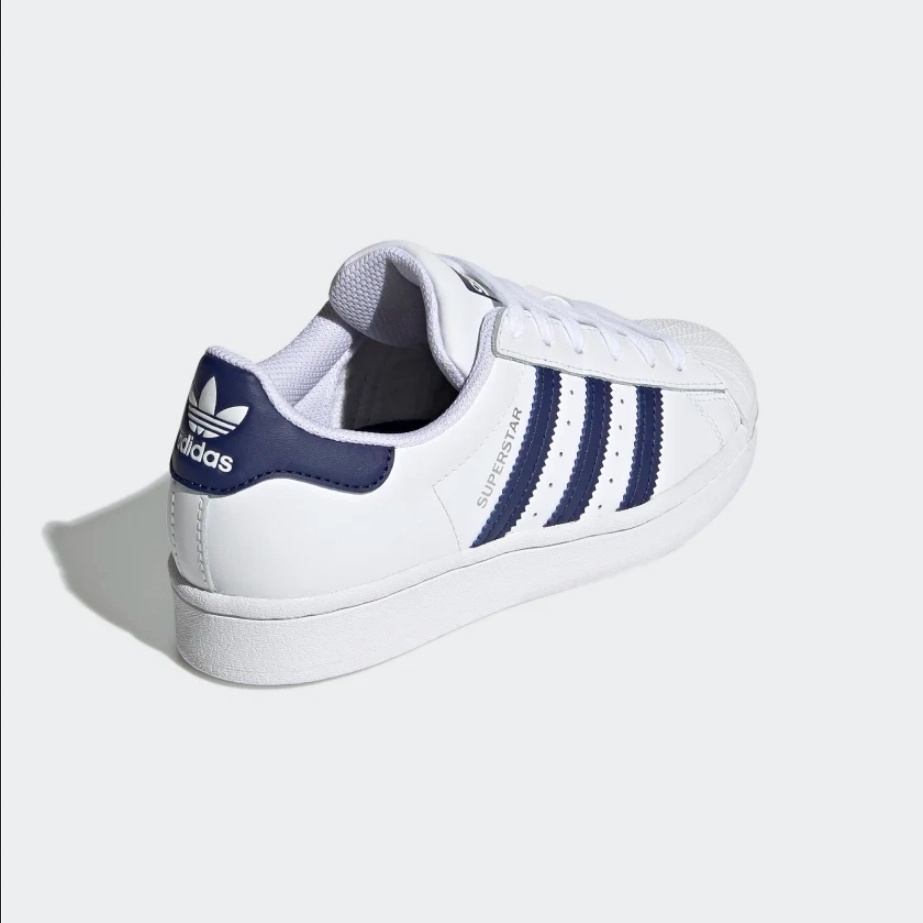 Thermo Regulating Lining Adidas Originals scarpa sneakers da ragazzi Superstar GZ9096 bianco blu chiaro
