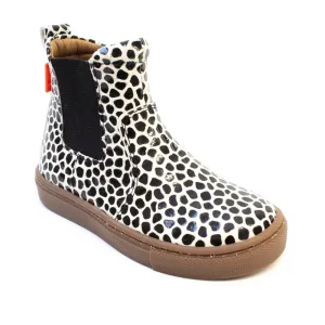 Petasil Boots | Candy Pony | Black & White