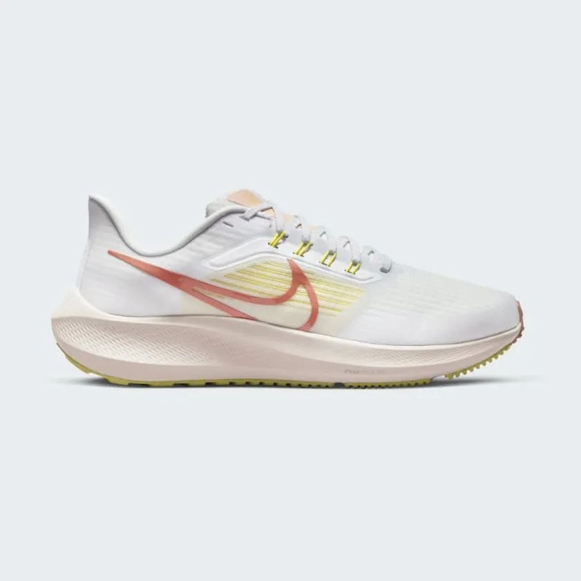 Gapless Stride Transition running in a ditch area shoes Nike Air Zoom Pegasus 39 Women's DH4072 501